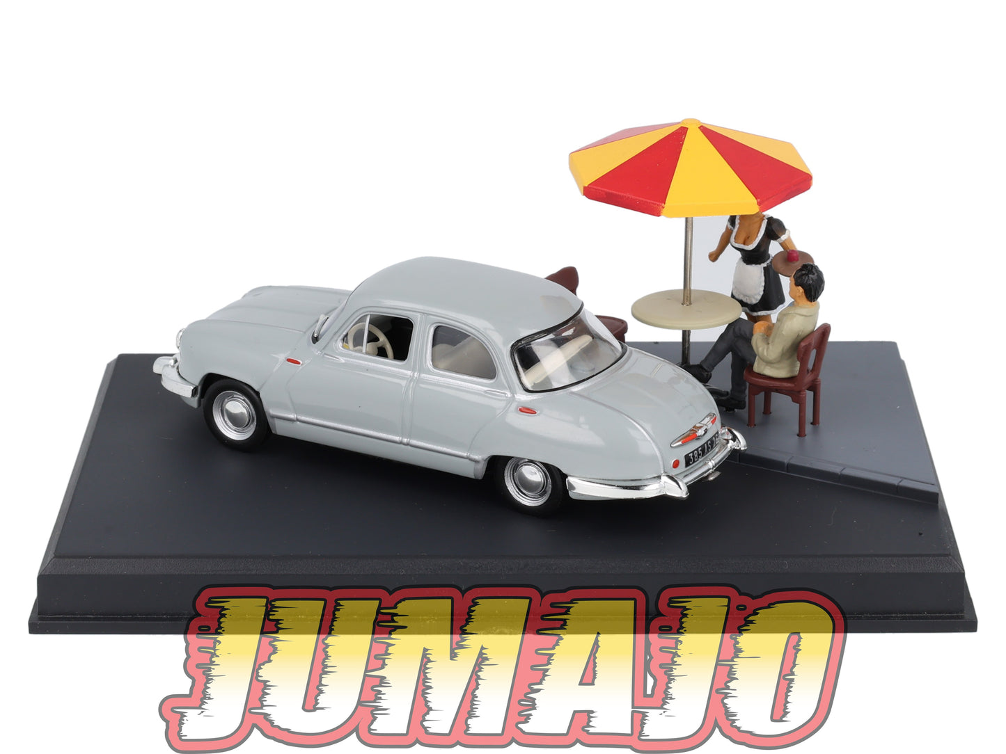 NB6 Voiture IXO 1/43 Diorama Route bleue PANHARD Dyna Z l'arrêt au café