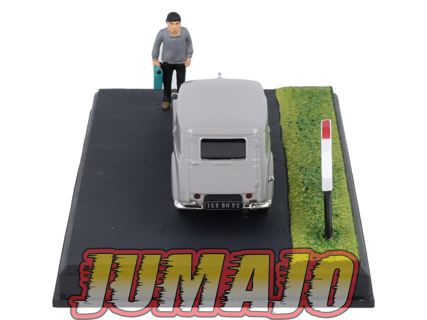 NB74 Voiture IXO 1/43 Diorama Route bleue RENAULT Juvaquatre panne d'essence