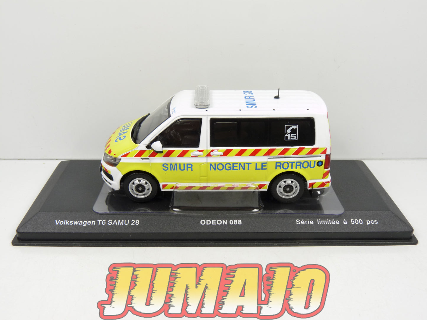 OD88 VOITURE 1/43 ODEON : VOLKSWAGEN T6 SAMU 28 Ambulance