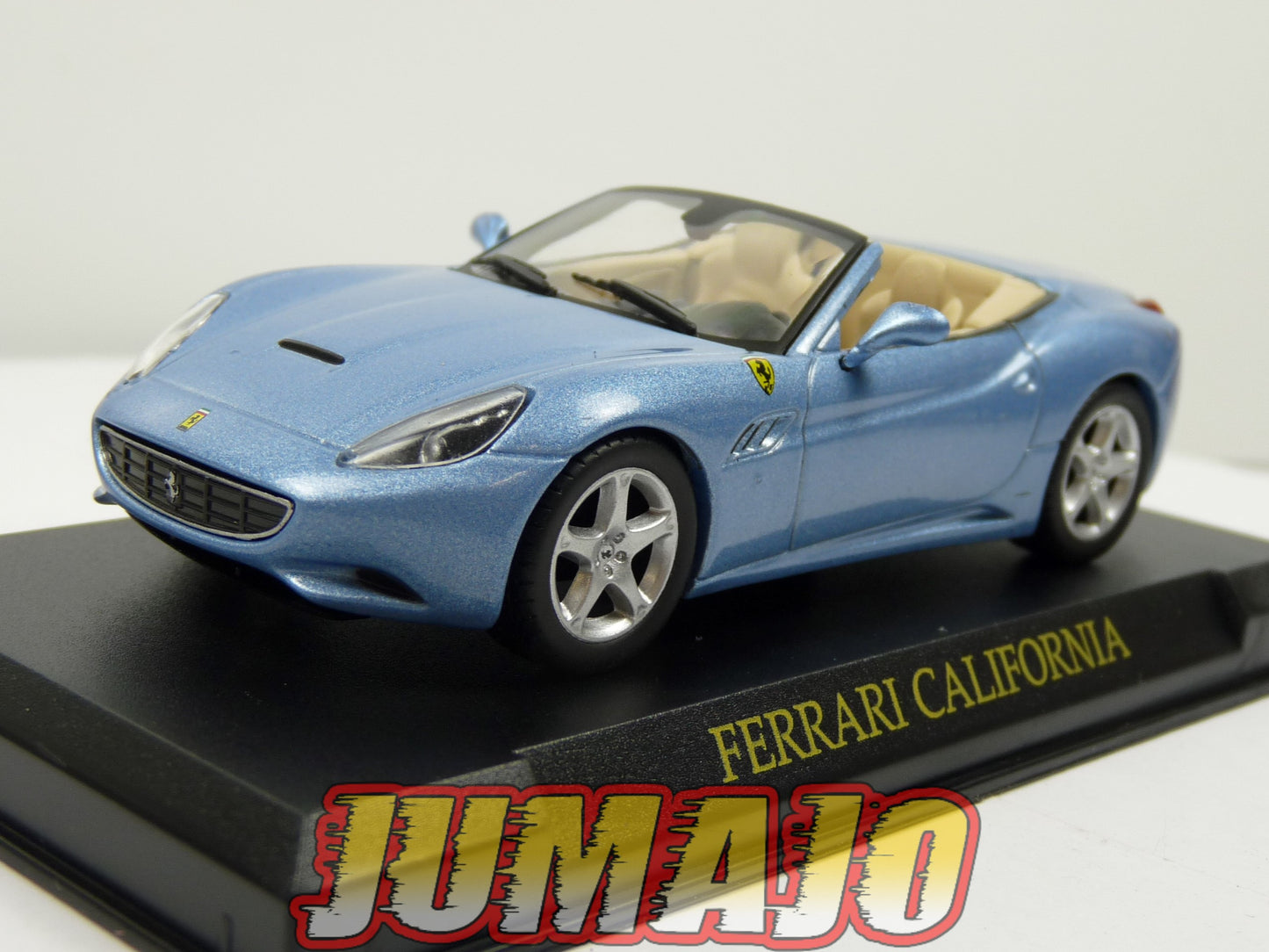 FER21 voiture 1/43 IXO Altaya : FERRARI California
