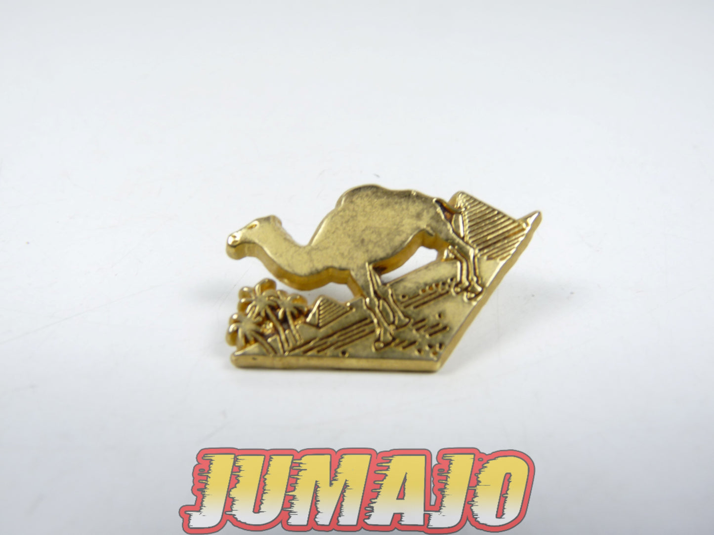 PS101 PIN'S Arthus Bertrand 2.5cm : Dromadaire pyramide