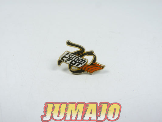 PS12 PIN'S Arthus Bertrand 2cm : FGMM CFDT