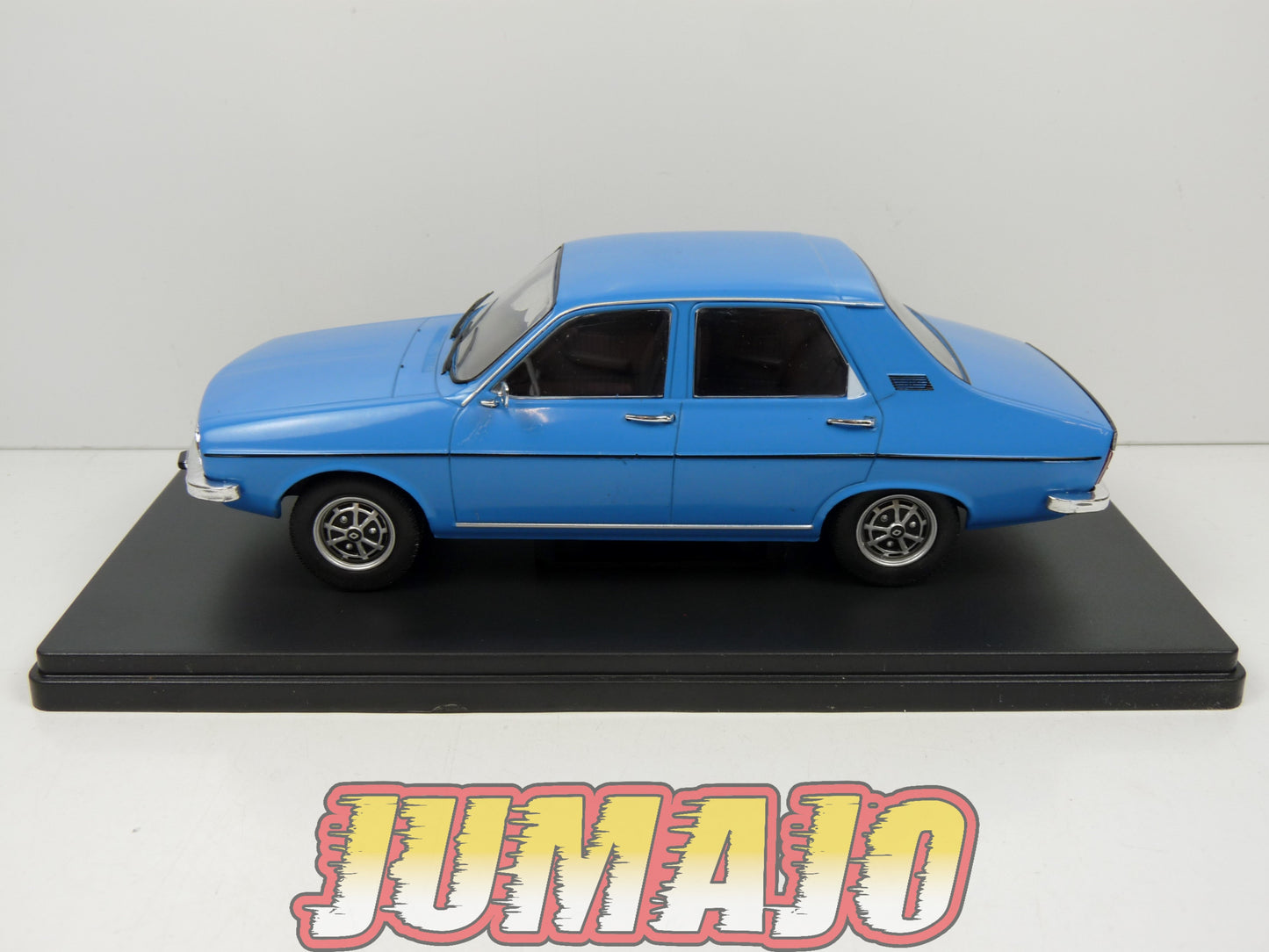 PTVQ29 Voiture 1/24 SALVAT Models : RENAULT 12 TS