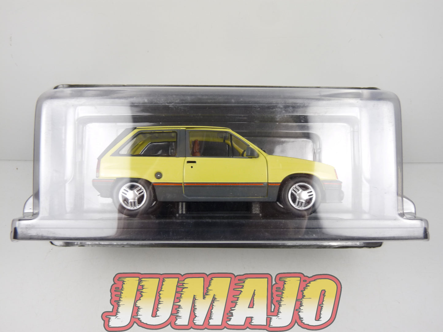 PTVQ31 Voiture 1/24 SALVAT Models : OPEL Corsa A SR 1983