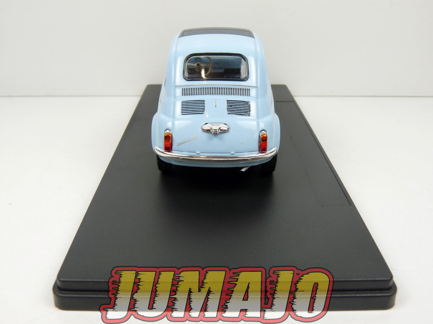 PTVQ43 Voiture 1/24 SALVAT Models : FIAT 500 1960