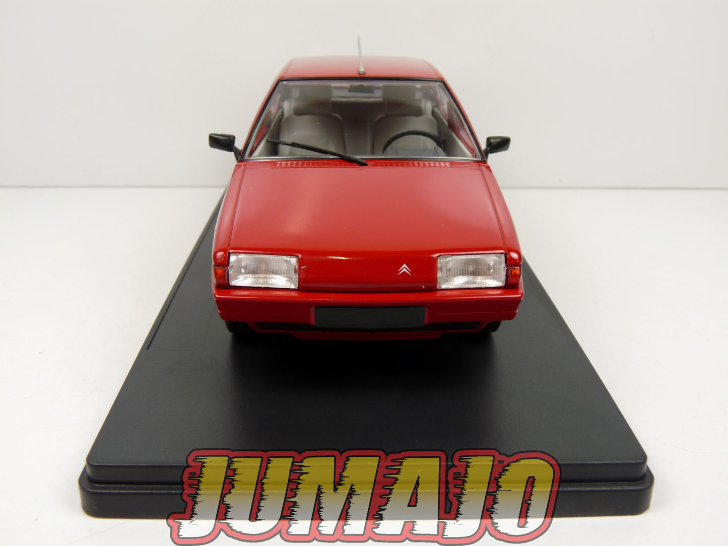 PTVQ46 Voiture 1/24 SALVAT Models : CITROEN BX 16TRS 1983