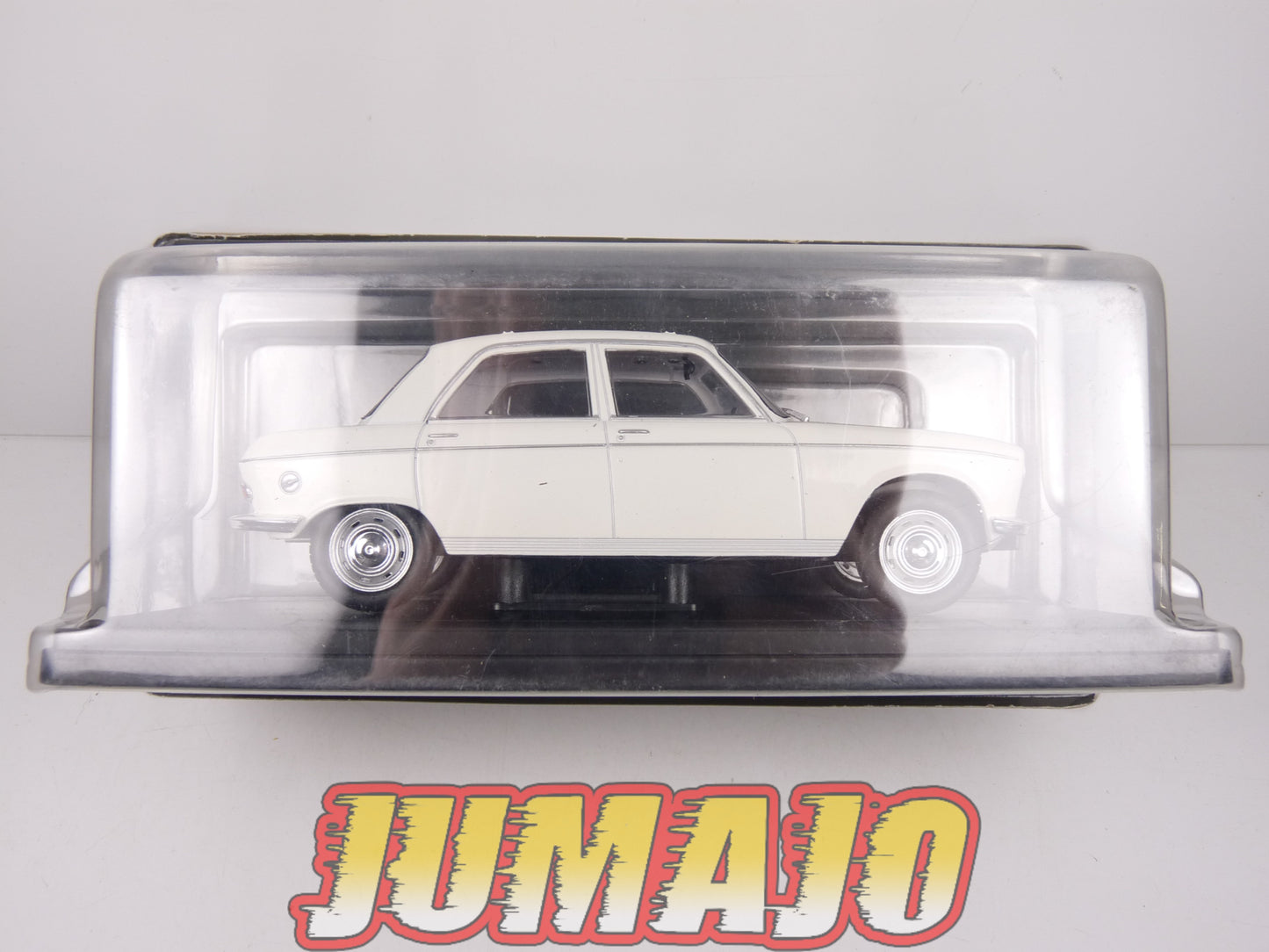 PTVQ53 Voiture 1/24 SALVAT Models : PEUGEOT 204 1968