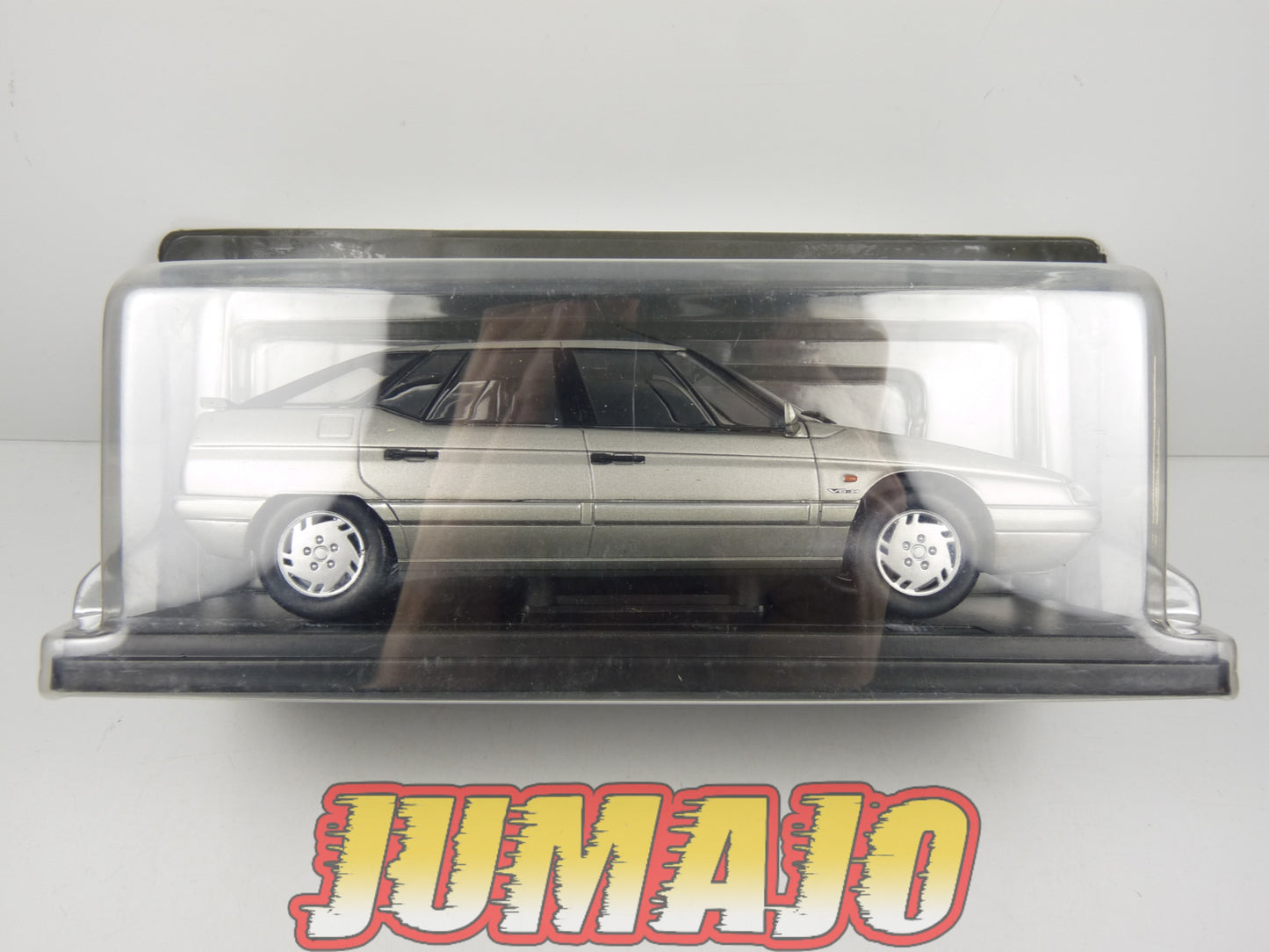 PTVQ59 Voiture 1/24 SALVAT Models : CITROEN XM 1993