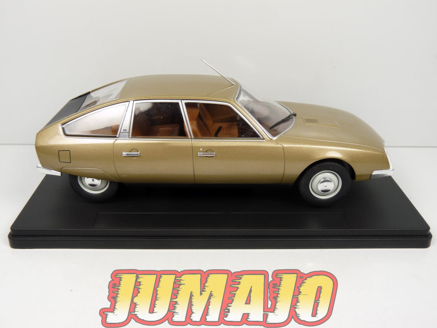PTVQ60 Voiture 1/24 SALVAT Models : CITROEN CX 1975