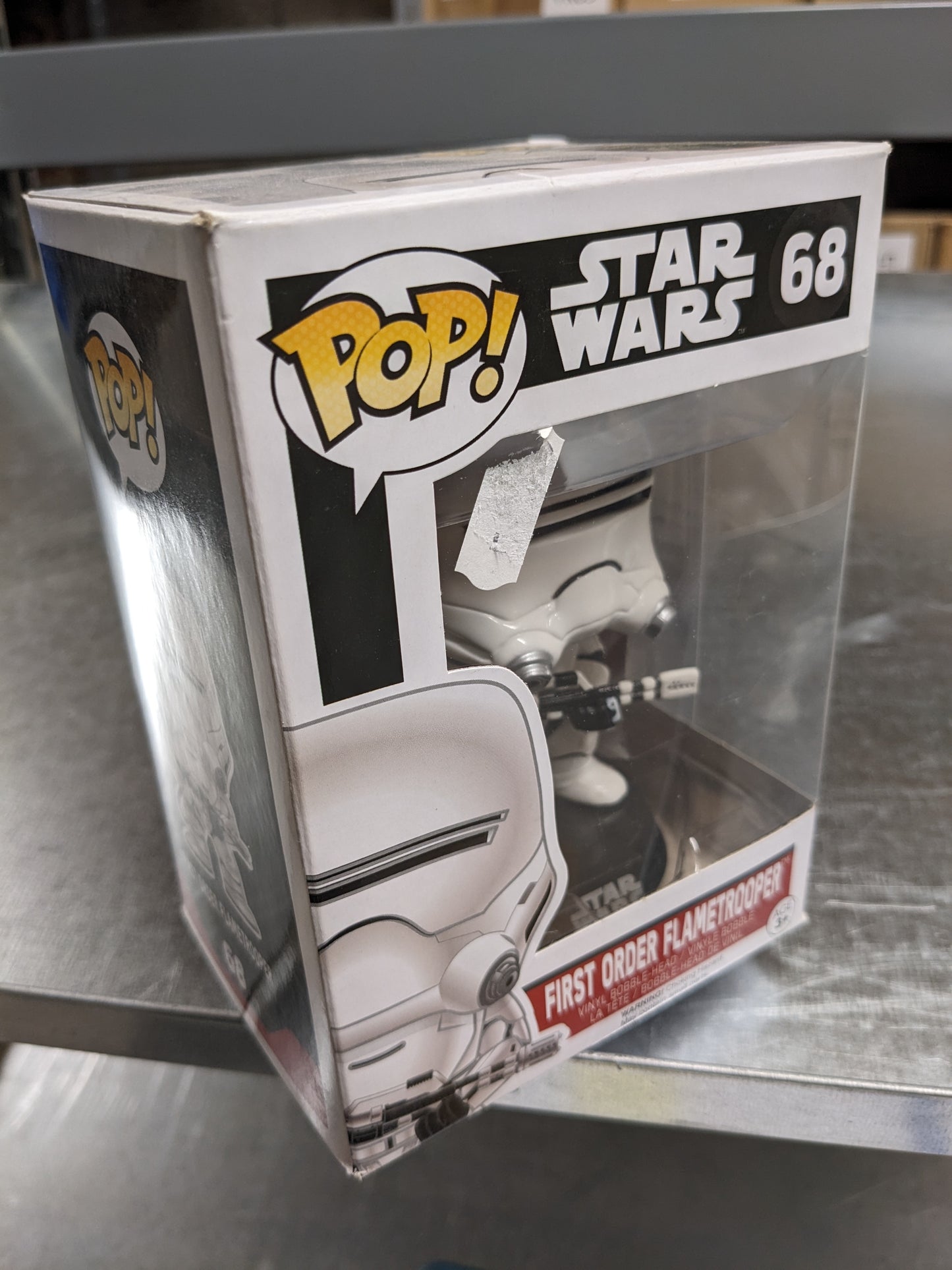 Figurine FUNKO POP Star Wars The Force Awakens: 1st Order Flametrooper #68 *OCCASION*