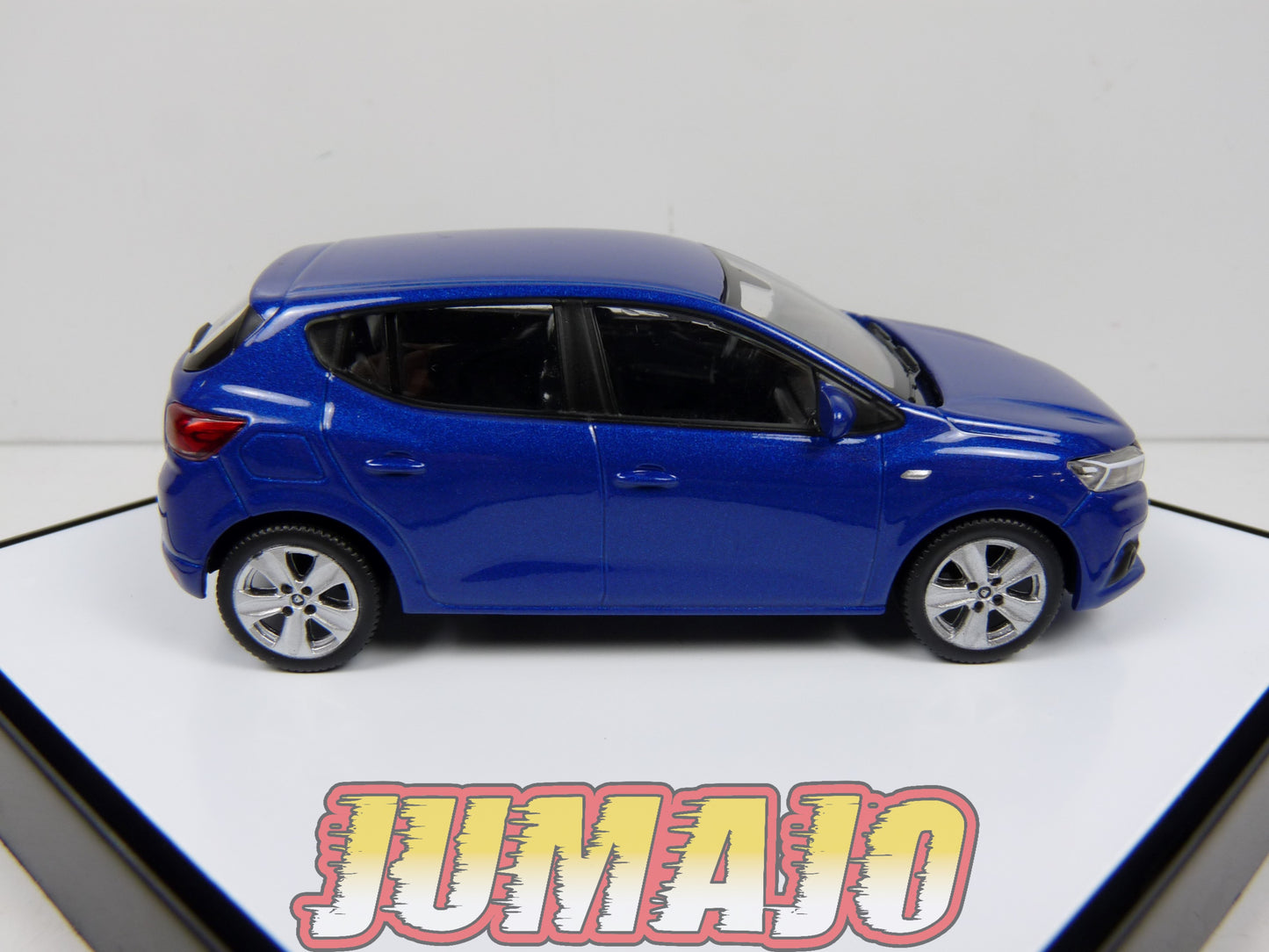 REN68 Voiture 1/43 NOREV Dealer Pack : DACIA Sandero