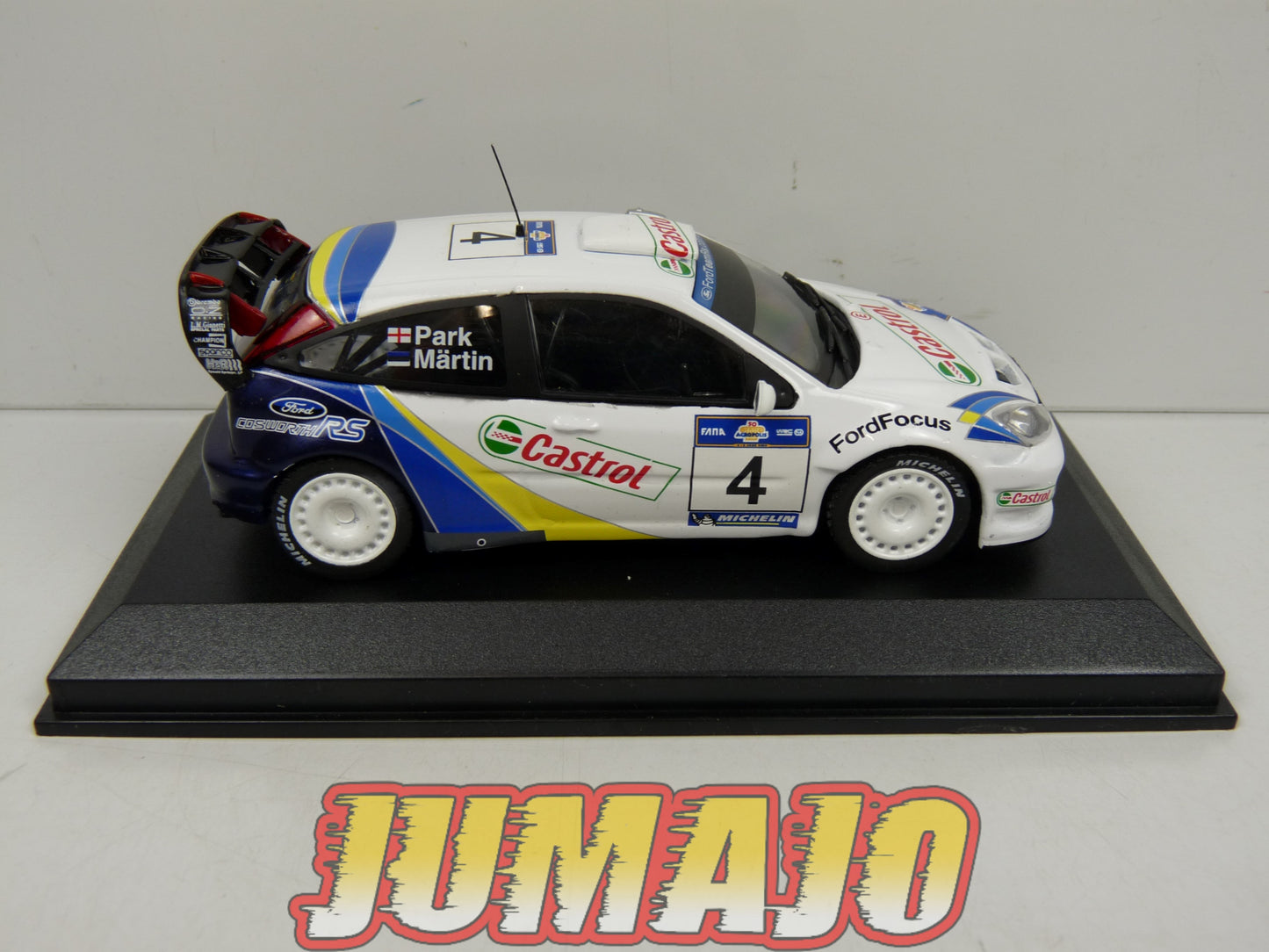 RCA8 voiture 1/43 IXO Altaya Rallye : FORD Focus WRC #4 2003 M.Martin