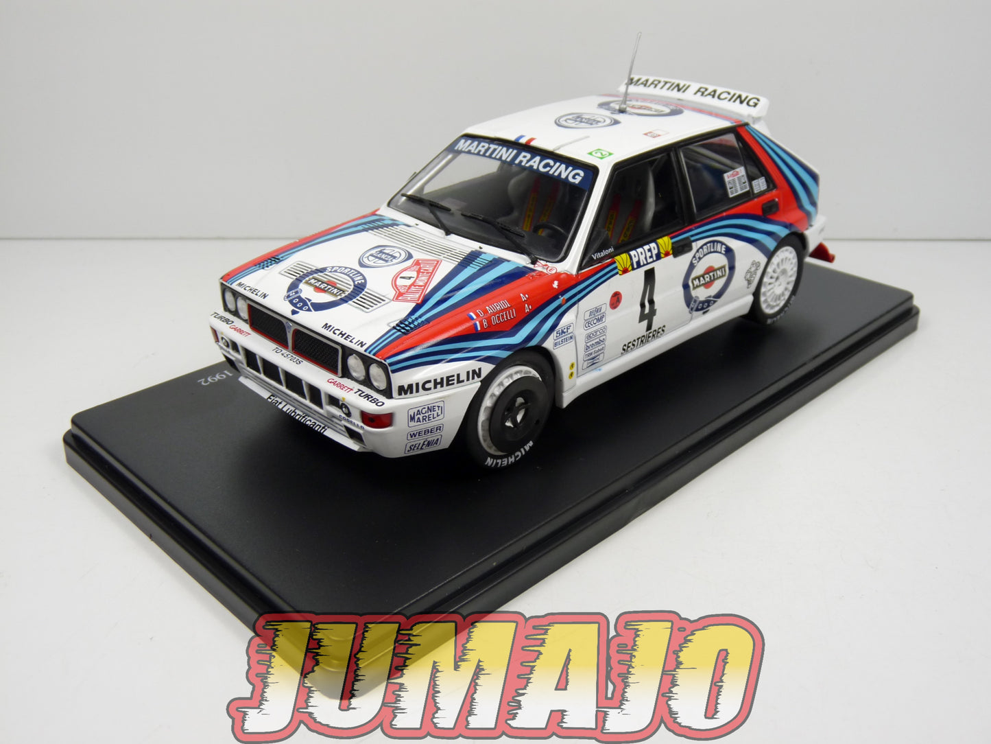 RVQ32 Voiture Rallye 1/24 SALVAT Models : LANCIA Delta HF Integrale 1992 #4 Auriol