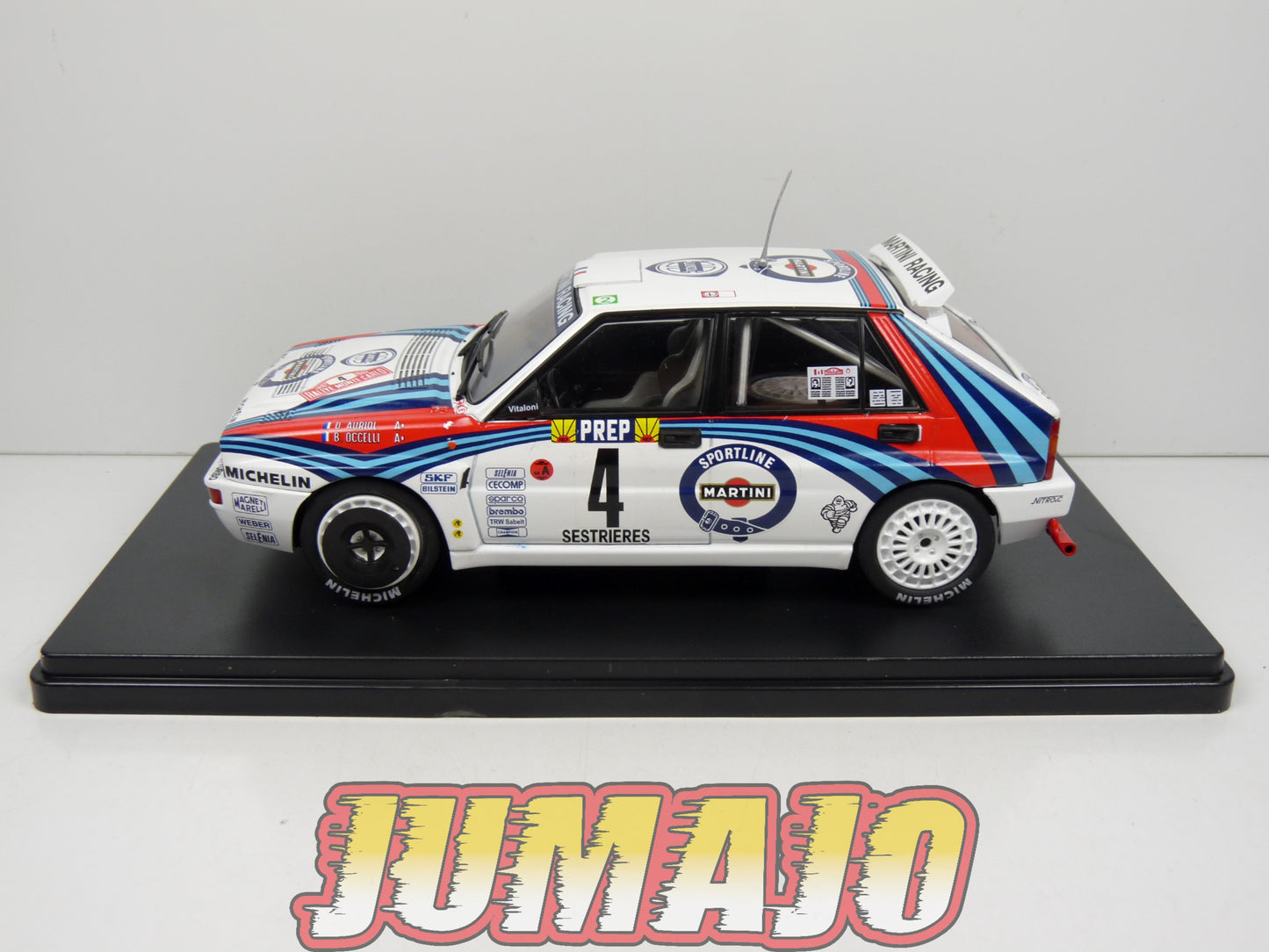 RVQ32 Voiture Rallye 1/24 SALVAT Models : LANCIA Delta HF Integrale 1992 #4 Auriol