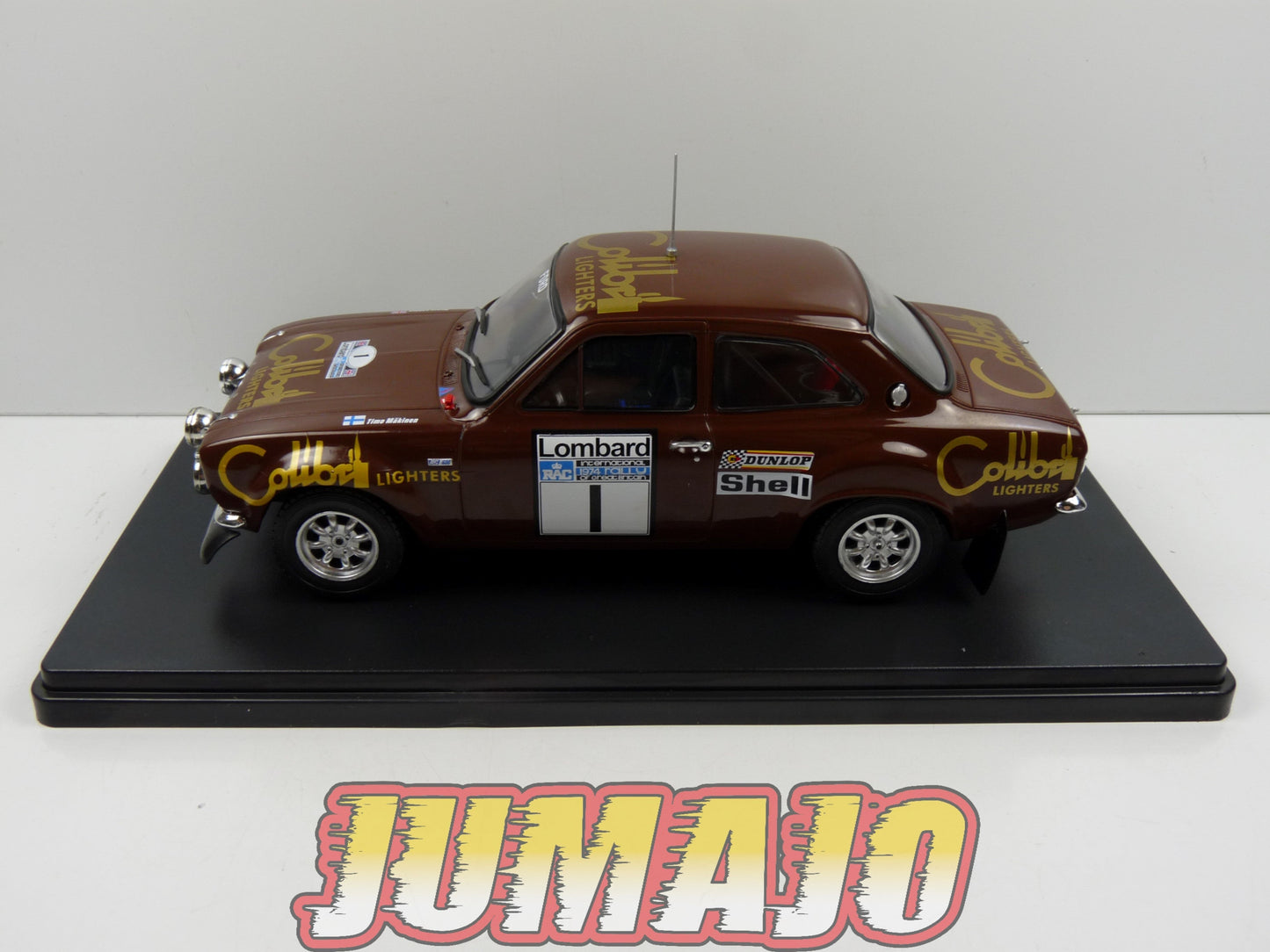RVQ40 Voiture Rallye 1/24 SALVAT Models : FORD Escort RS 1600 1974 #1 Makinen