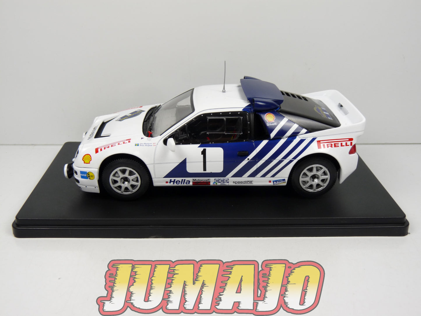 RVQ46 Voiture Rallye 1/24 SALVAT Models : FORD RS200 1986 #1 Berglund Blomqvist