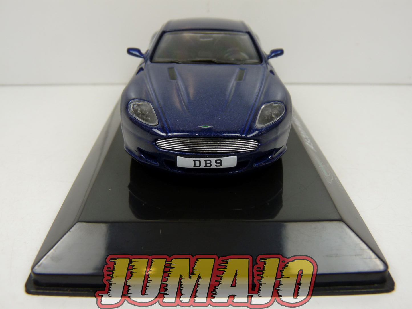 SC61 voiture 1/43 SALVAT Supercars : ASTON MARTIN DB9 2004