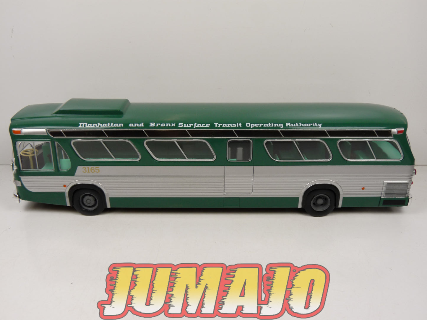SUB96 Bus 1/43 IXO Hachette General Motors New Look Fish Bowl 1965 New York