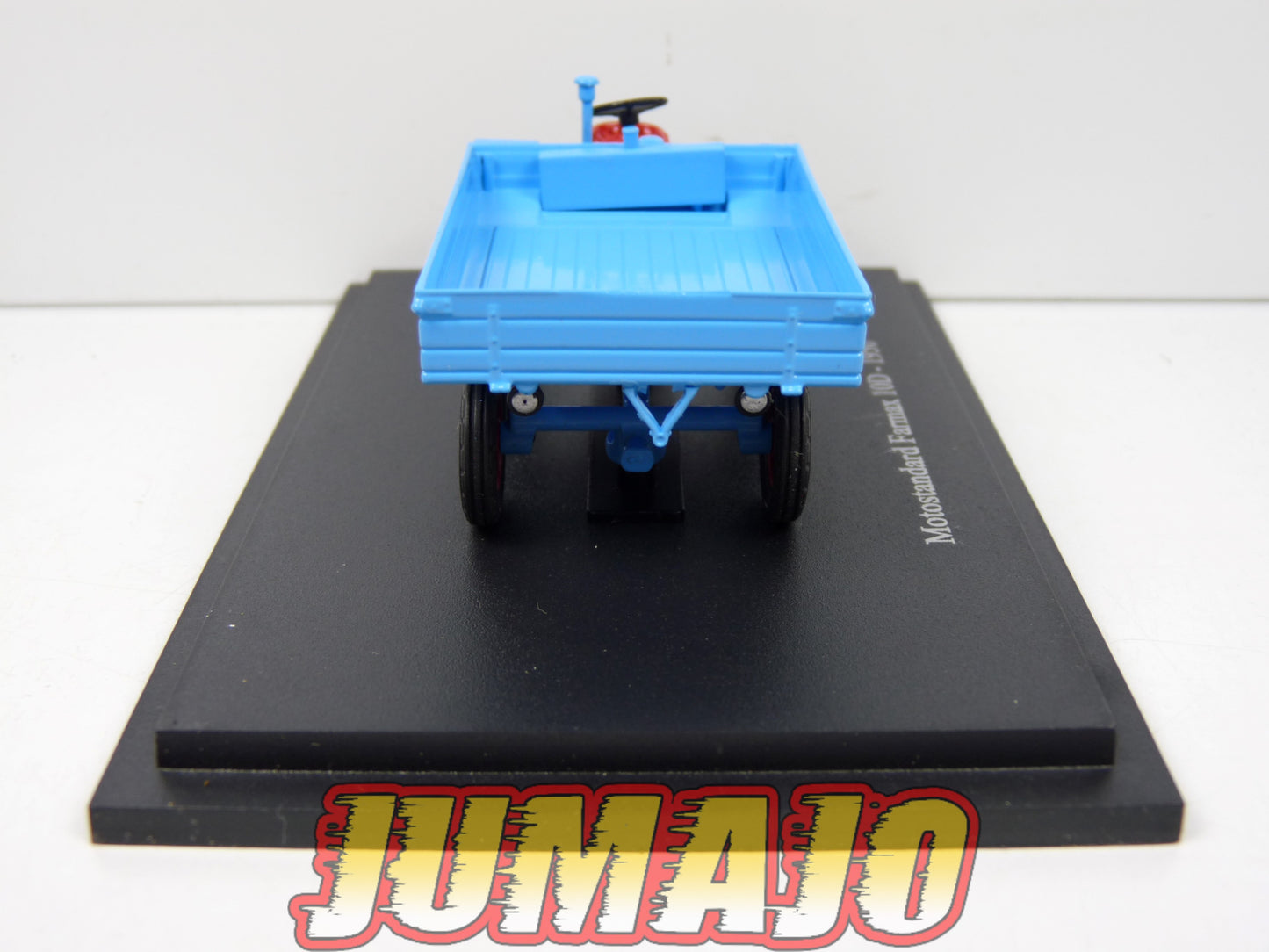 TR112 Tracteur 1/43 universal Hobbies : Motostandard Farmax 10D 1950