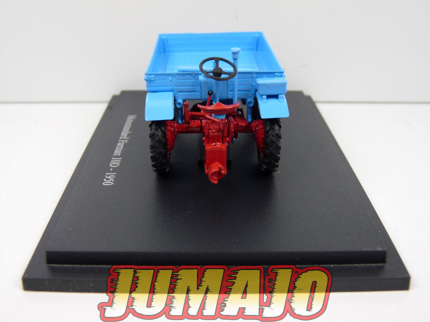 TR112 Tracteur 1/43 universal Hobbies : Motostandard Farmax 10D 1950