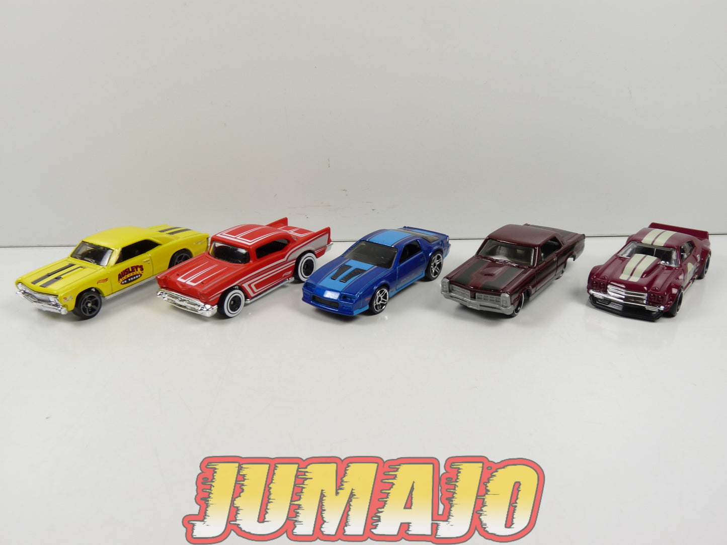TRI75 : 5 X 3 inches 1/64 HOT WEELS américaine : Chevrolet Chevelle