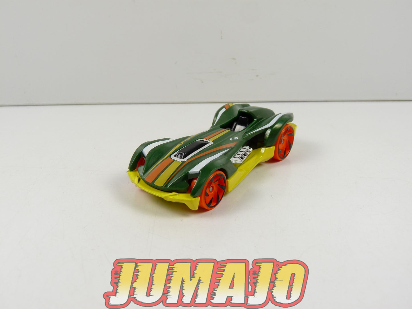 TRI77 : 6 X 3 inches 1/64 HOT WEELS Enfants : Cosmic coupe, Crescendo & Carbonic