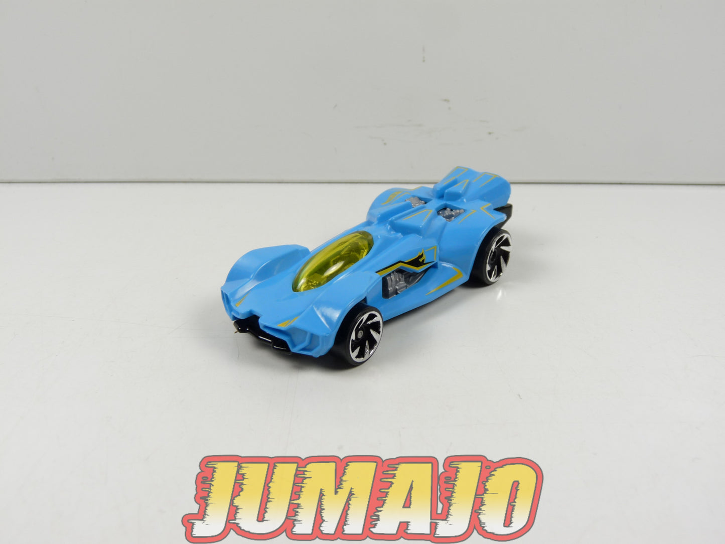 TRI77 : 6 X 3 inches 1/64 HOT WEELS Enfants : Cosmic coupe, Crescendo & Carbonic