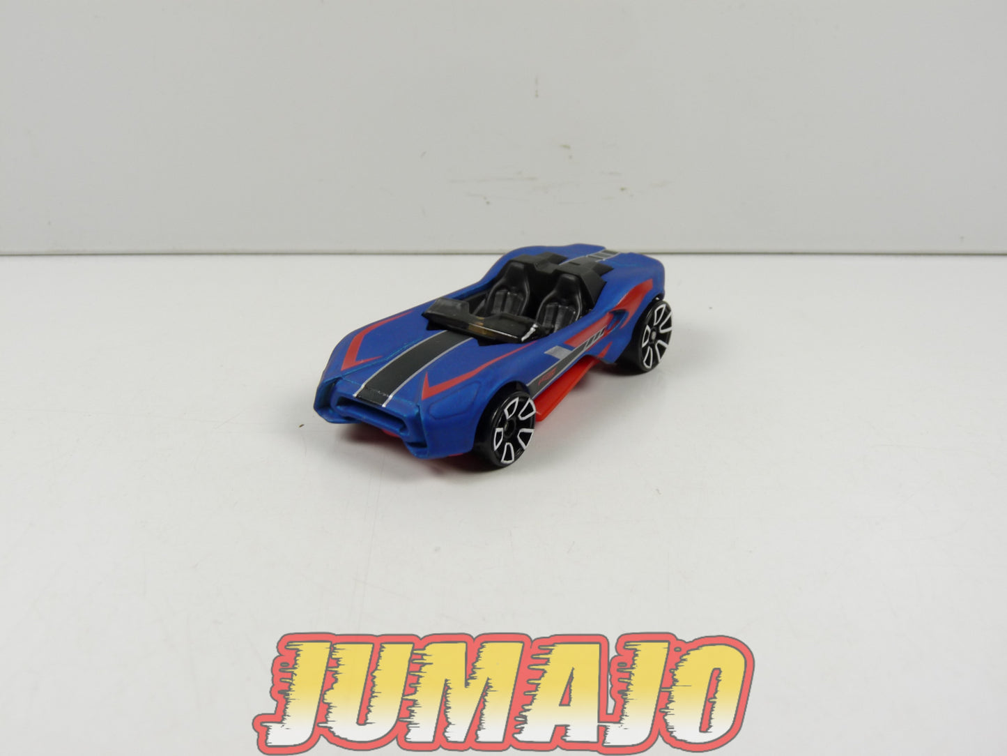 TRI77 : 6 X 3 inches 1/64 HOT WEELS Enfants : Cosmic coupe, Crescendo & Carbonic