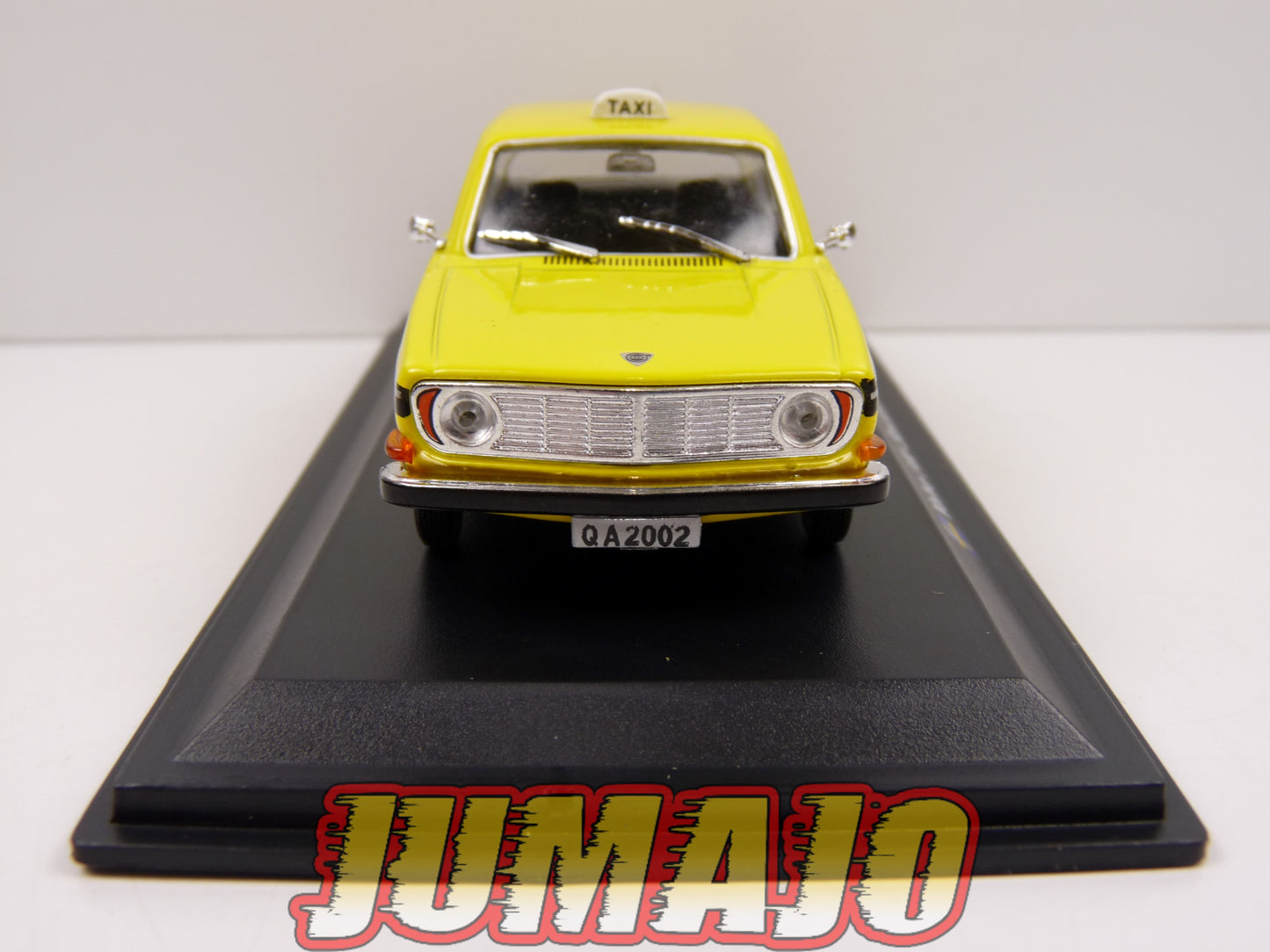TX25 Voiture 1/43 LEO model TAXIS DU MONDE : VOLVO 144 - Stockholm 1970 (Suède)