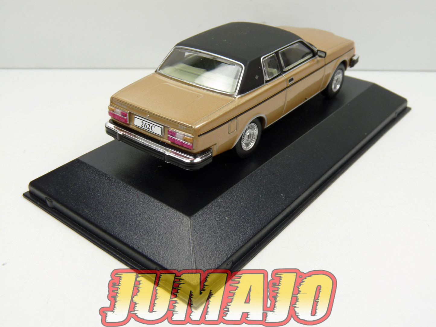 VOL10 1/43 IXO atlas VOLVO collection : VOLVO 262C Bertone