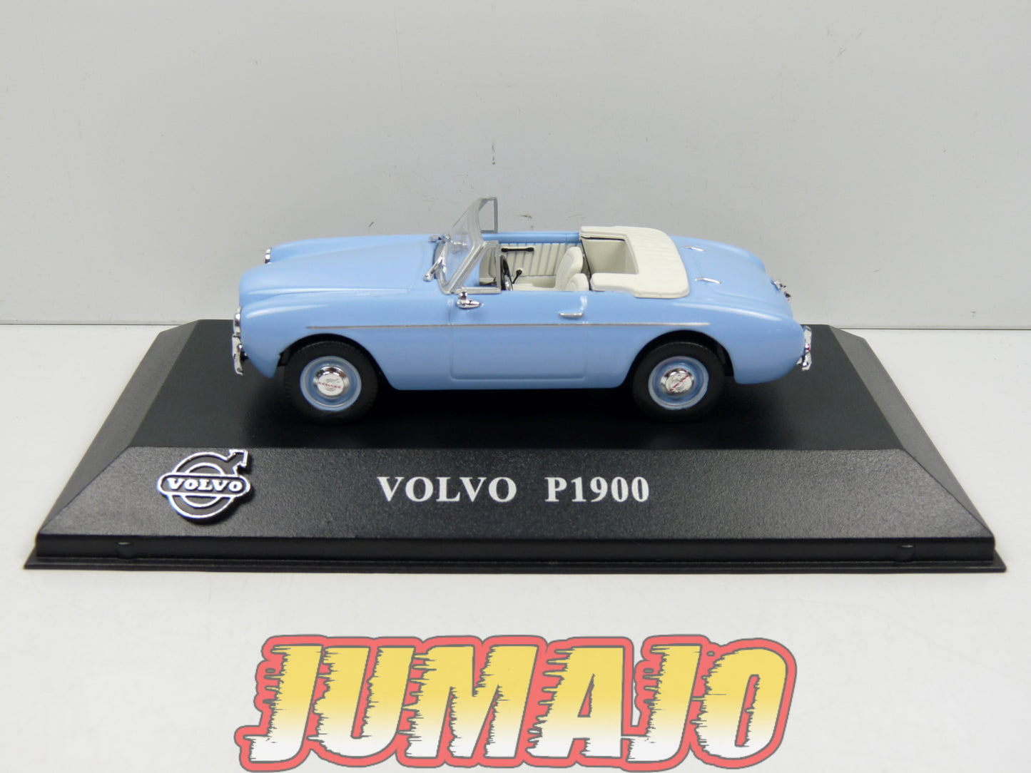 VOL9 1/43 IXO atlas VOLVO collection : VOLVO P1900