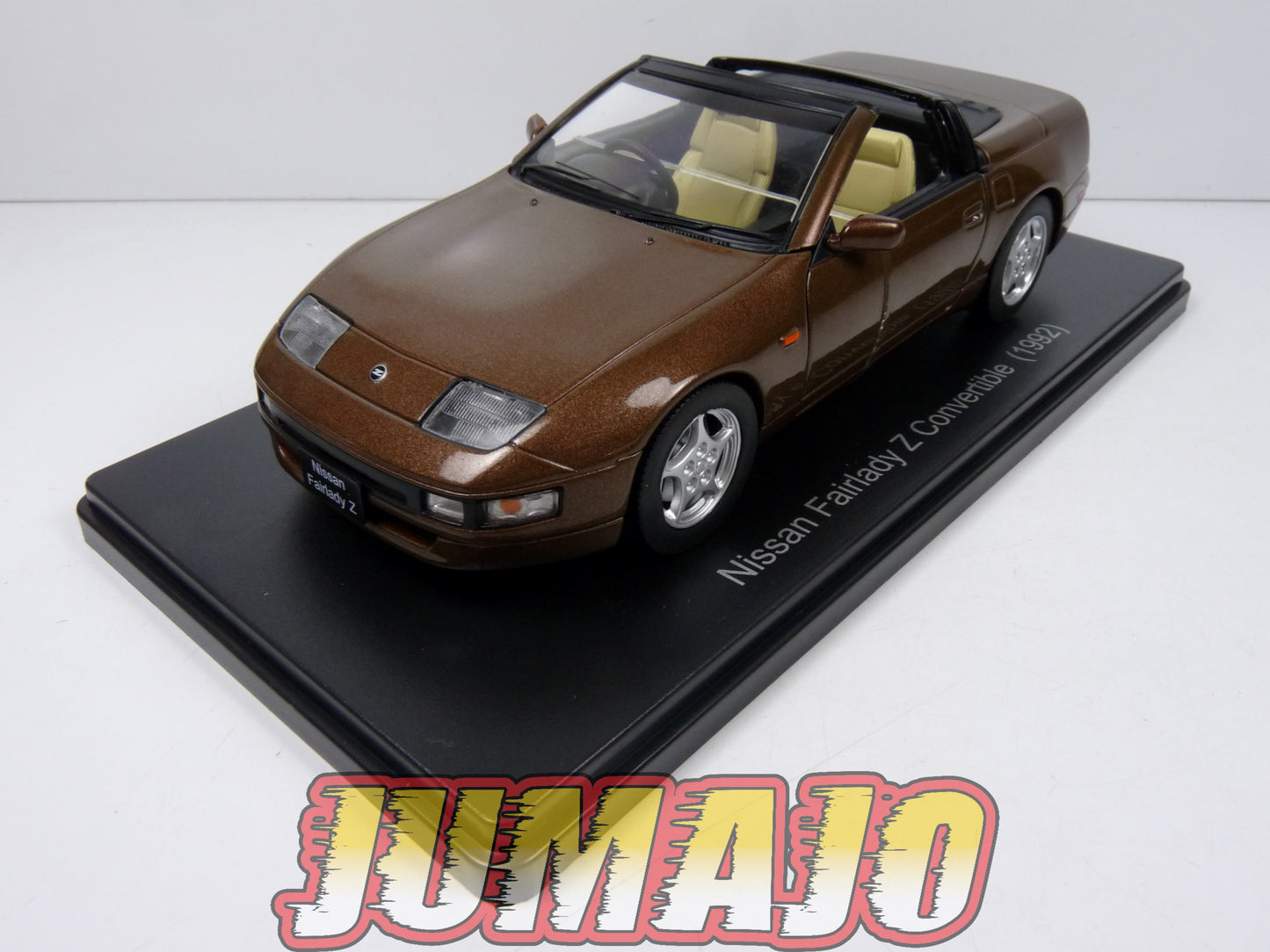 VQJ156 Voiture 1/24 Hachette Japon : NISSAN Fairlady Z Convertible 1992