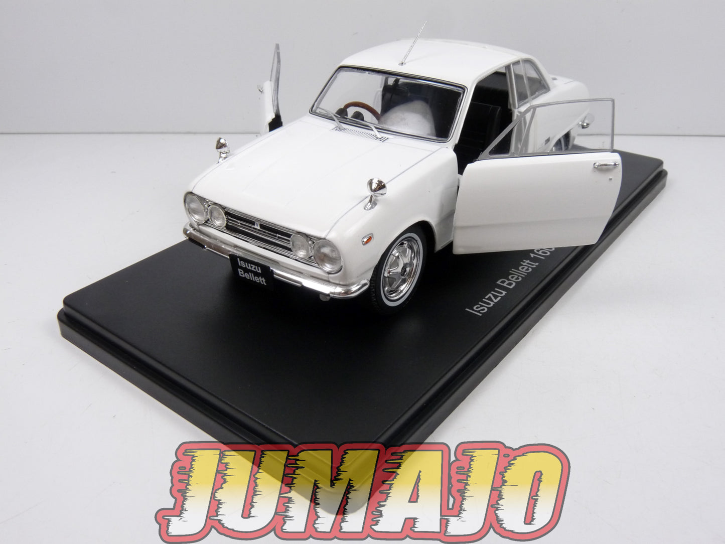 VQJ163 Voiture 1/24 Hachette Japon : ISUZU Bellett 1600GT 1964