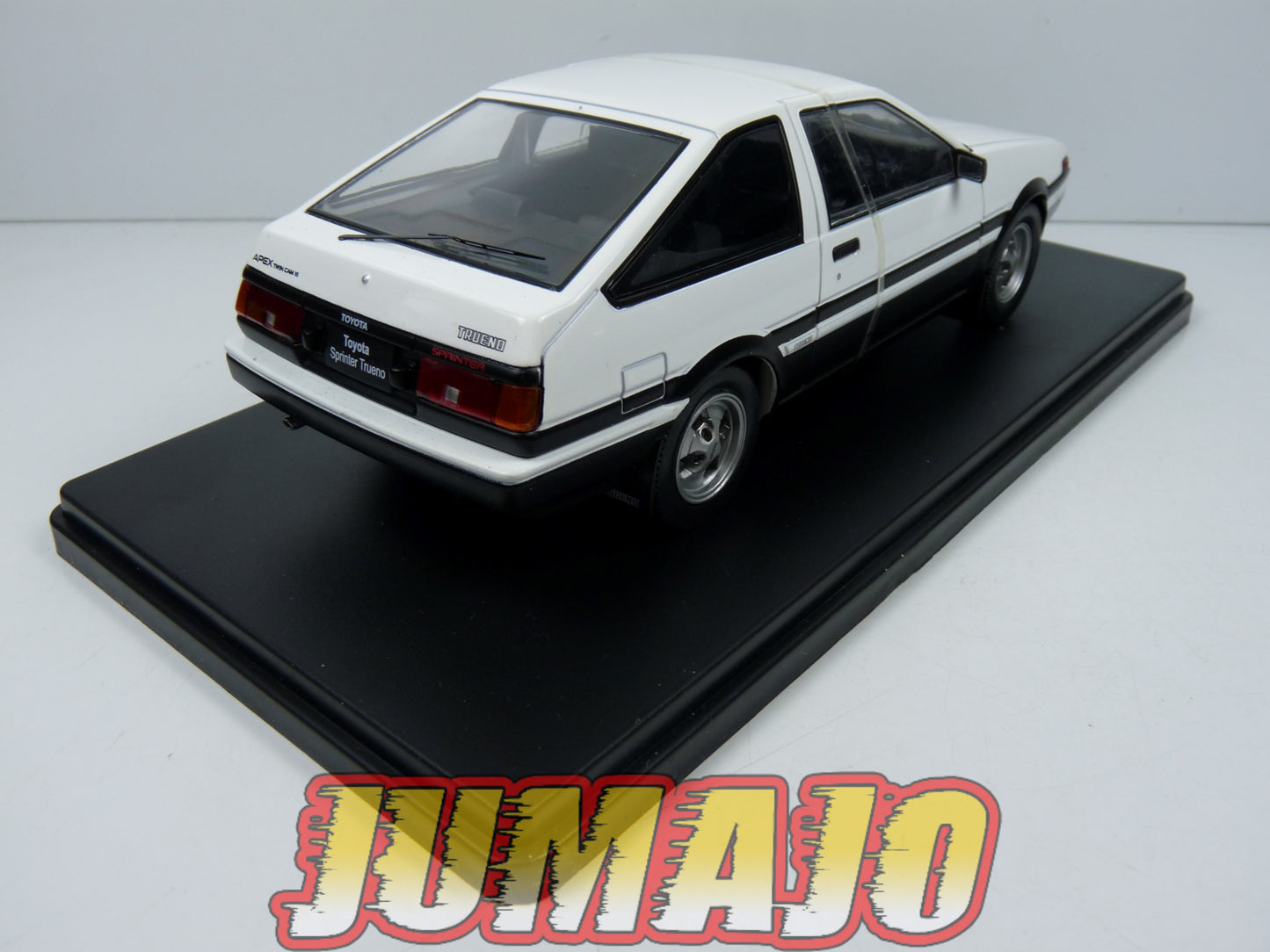 VQJ170 Voiture 1/24 Hachette Japon : TOYOTA Sprinter Trueno AE86 1983