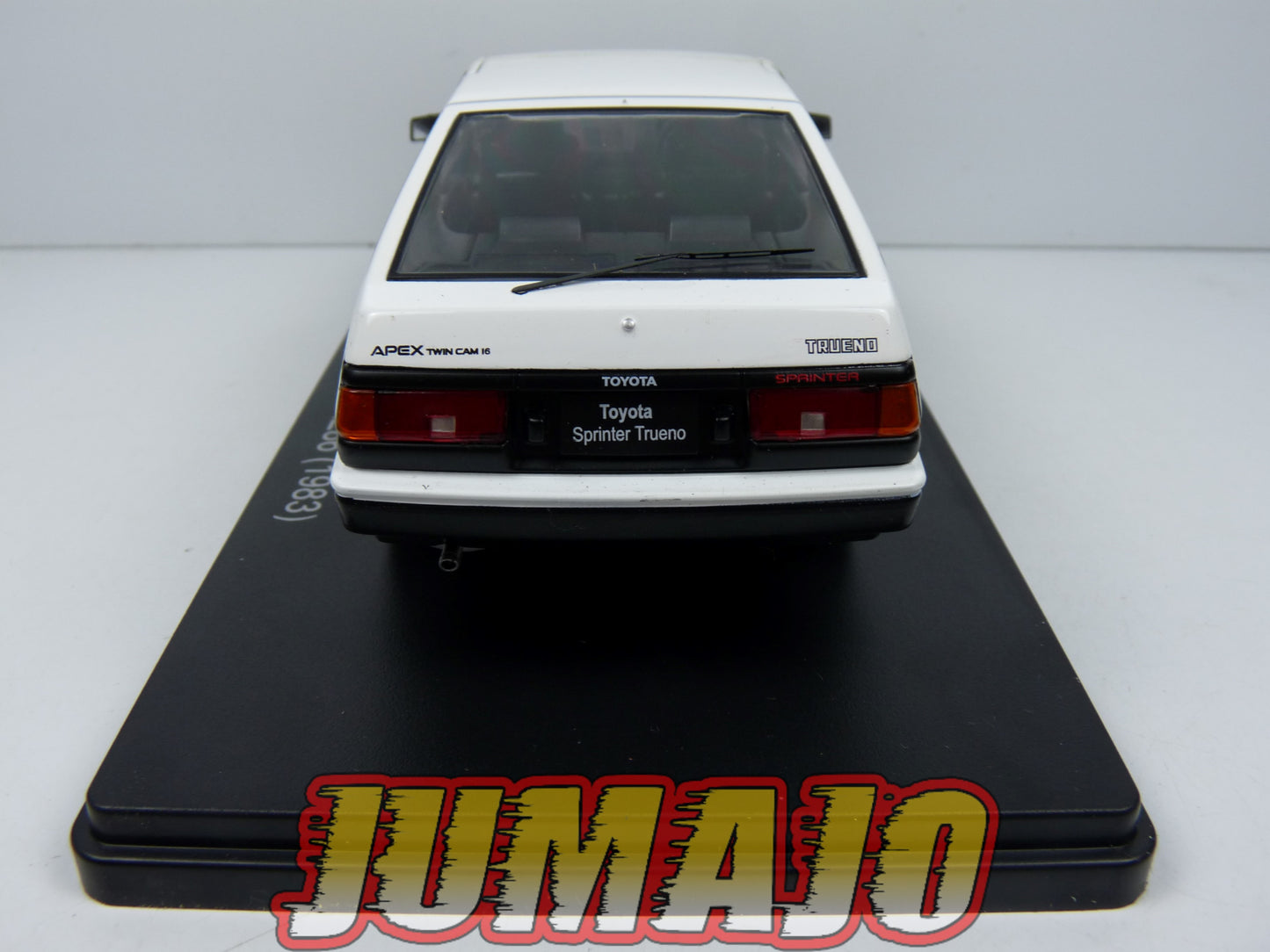 VQJ170 Voiture 1/24 Hachette Japon : TOYOTA Sprinter Trueno AE86 1983