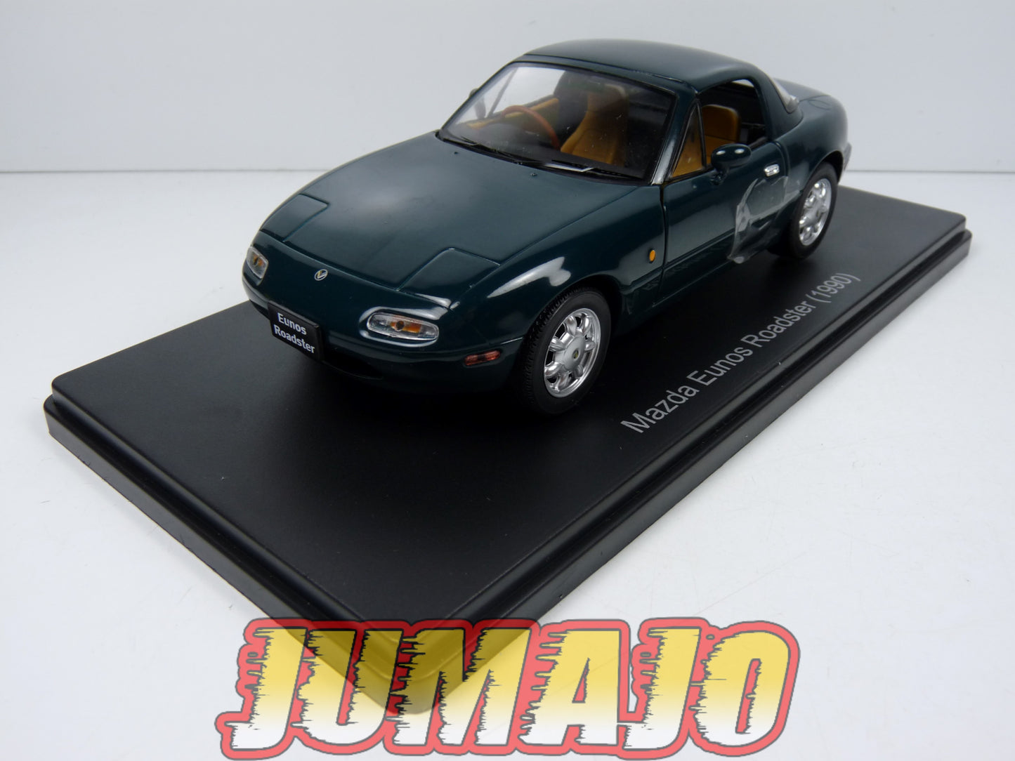 VQJ175 Voiture 1/24 Hachette Japon : MAZDA Eunos Roadster MX-5 1990
