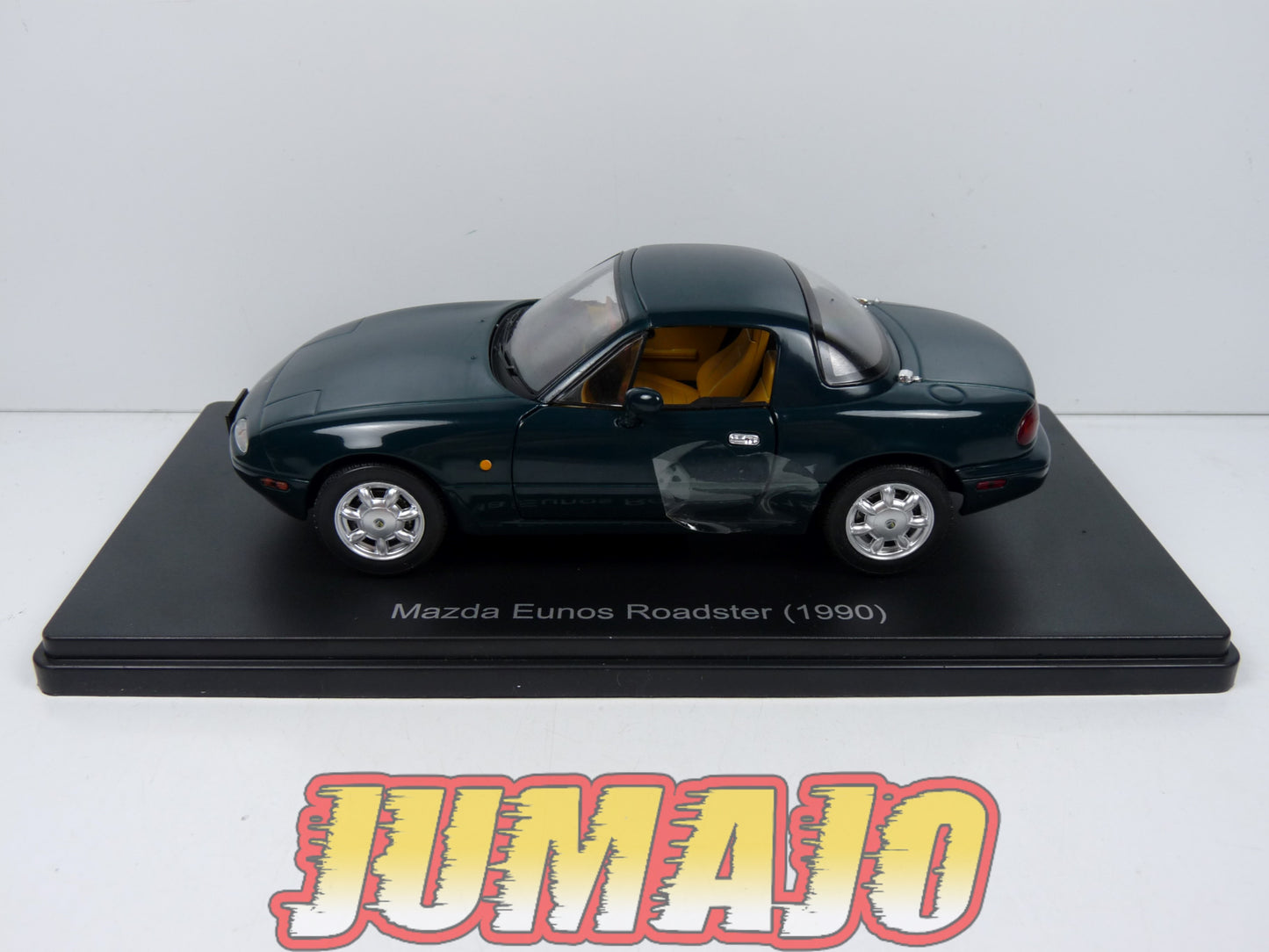 VQJ175 Voiture 1/24 Hachette Japon : MAZDA Eunos Roadster MX-5 1990