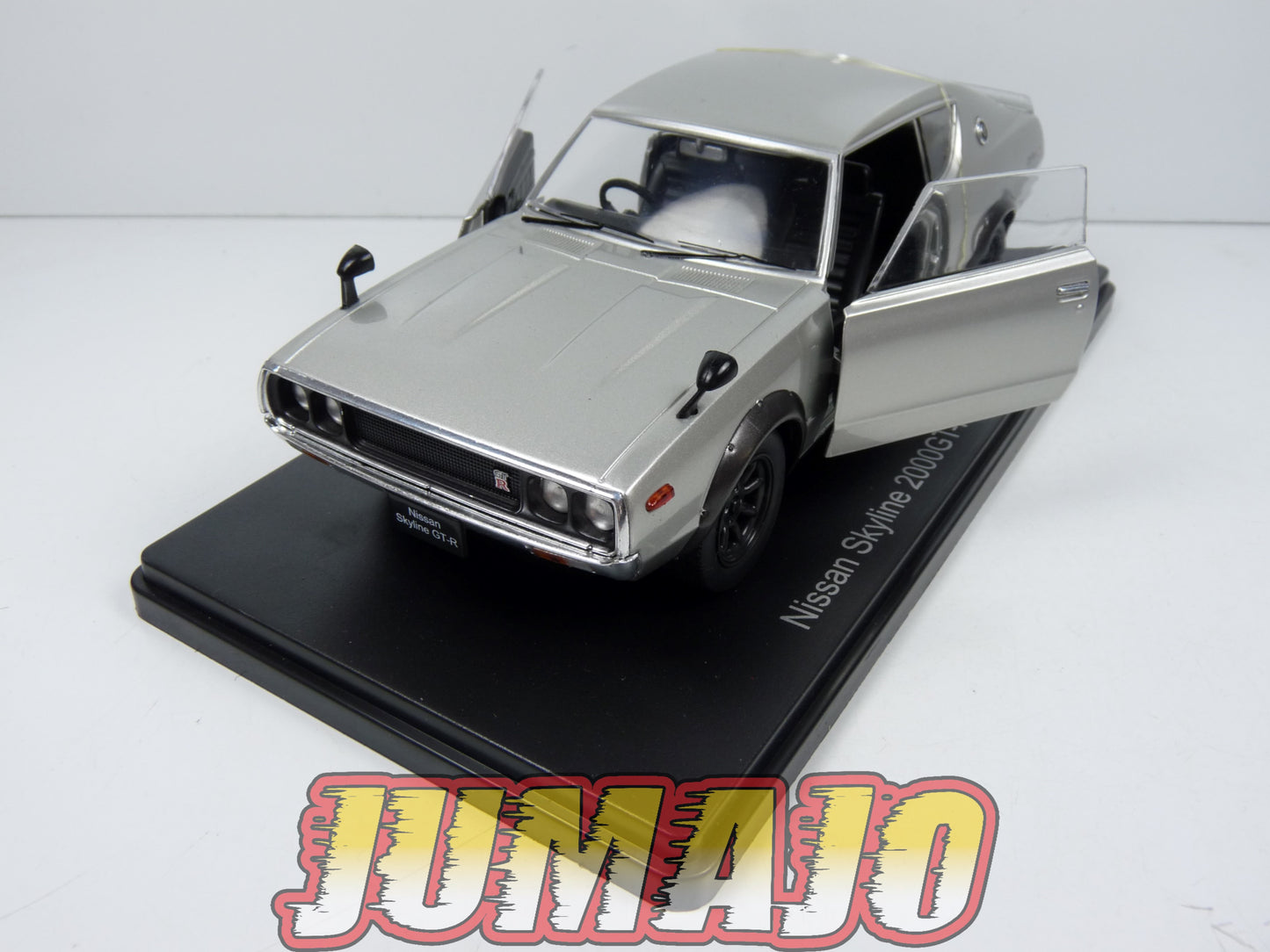VQJ178 Voiture 1/24 Hachette Japon : NISSAN skyline 2000GT-R KPGC110 1973
