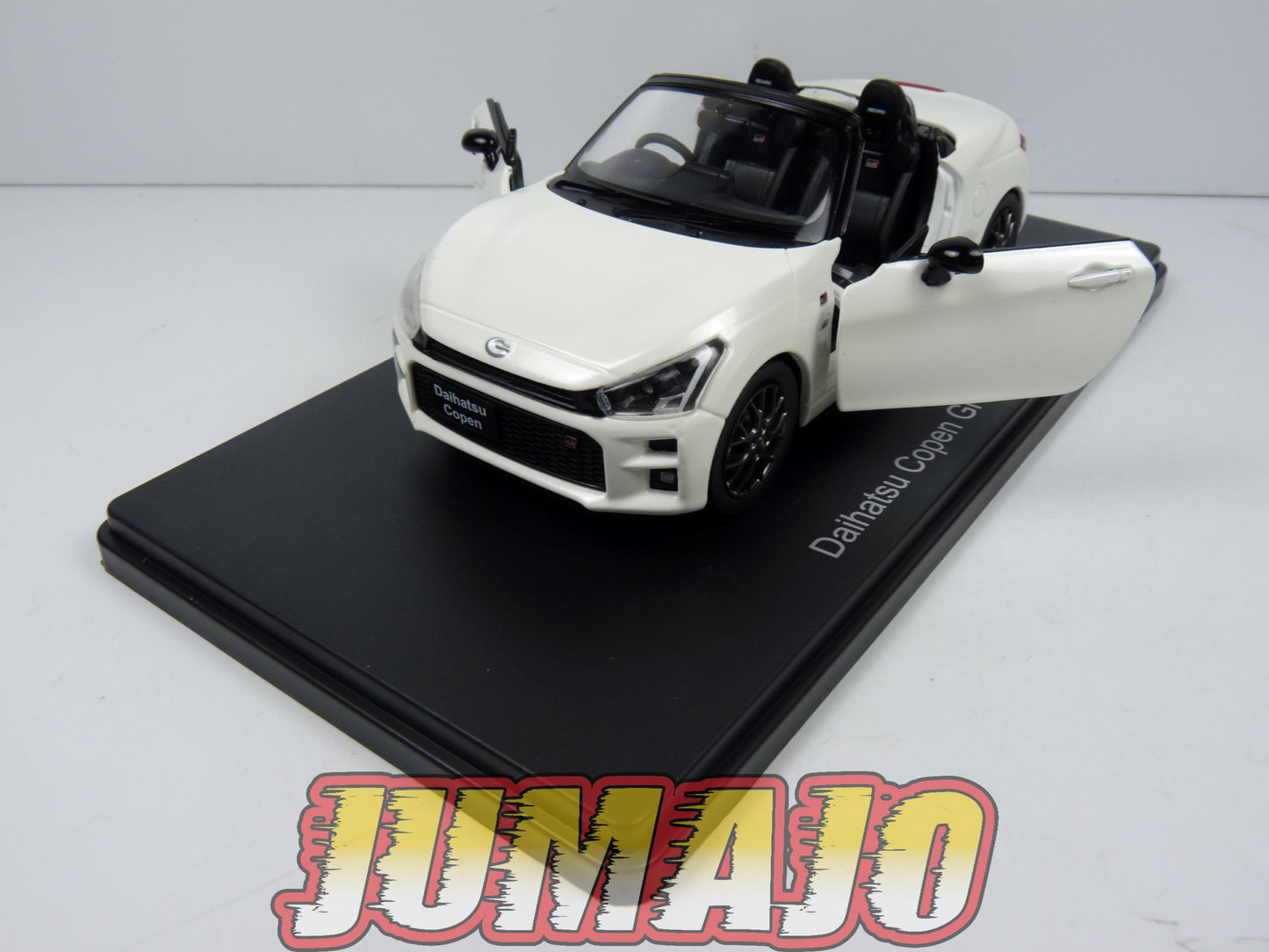VQJ179 Voiture 1/24 Hachette Japon : DAIHATSU Copen GR Sport 2019