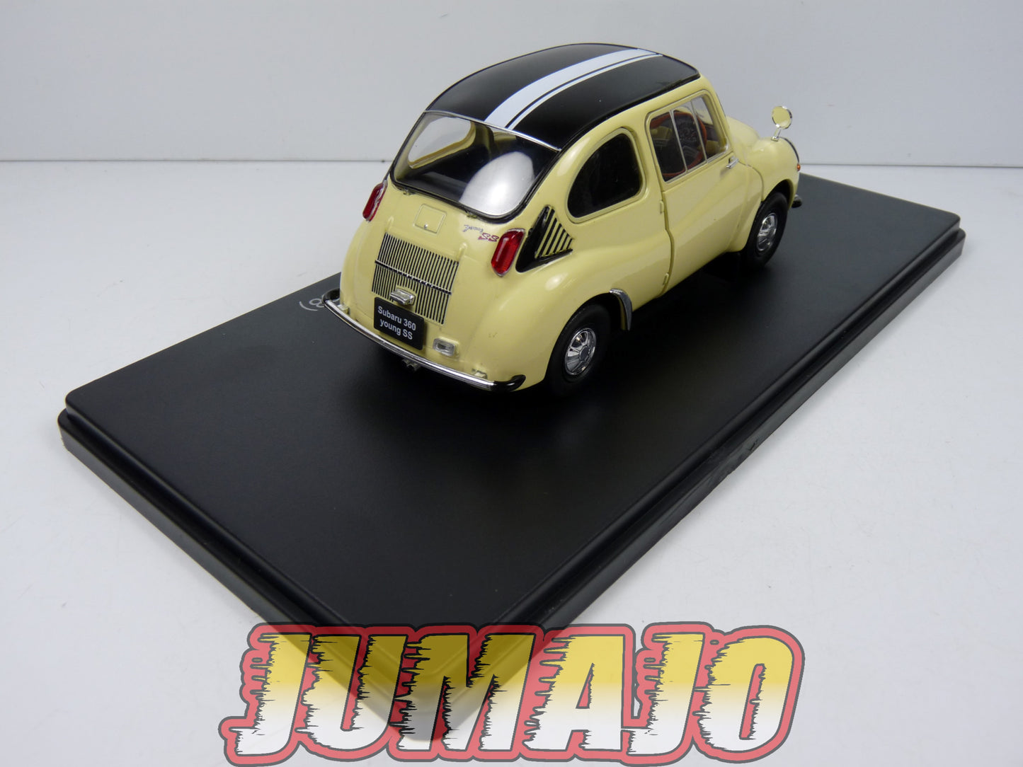 VQJ185 Voiture 1/24 Hachette Japon : SUBARU 360 Young-SS K111 1968