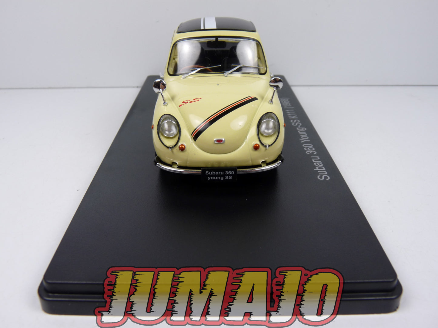 VQJ185 Voiture 1/24 Hachette Japon : SUBARU 360 Young-SS K111 1968