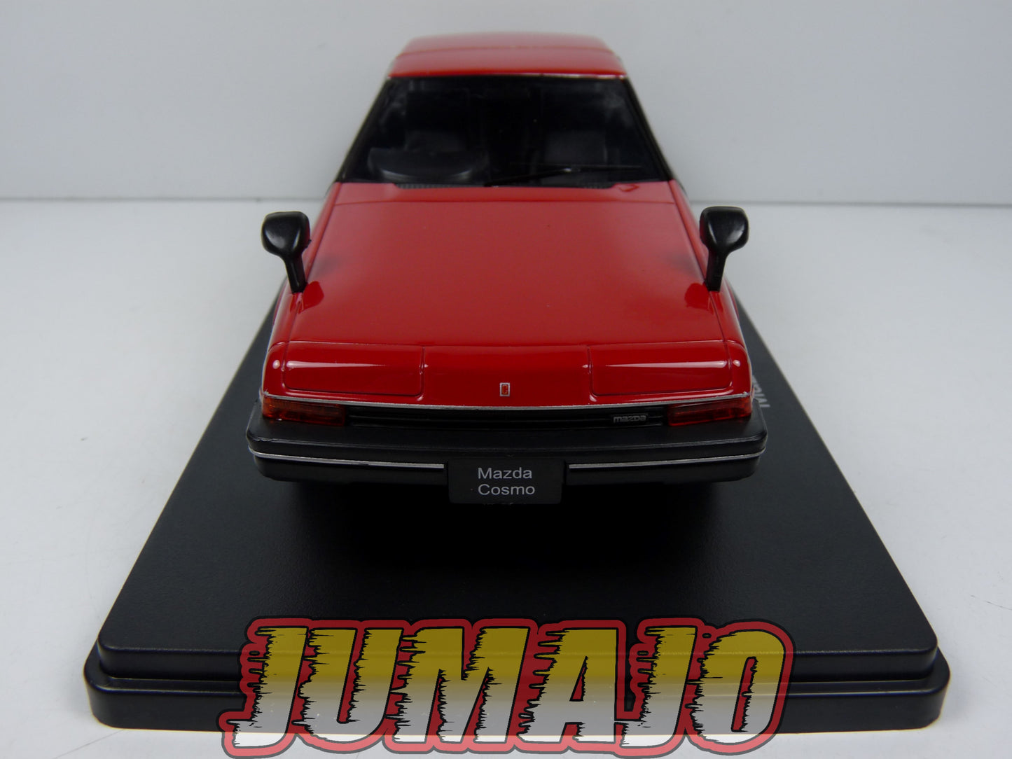 VQJ186 Voiture 1/24 Hachette Japon : MAZDA cosmo 2door HT 1982