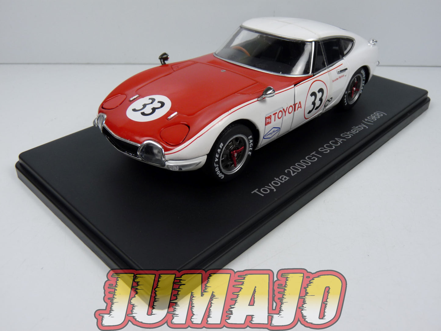 VQJ187 Voiture 1/24 Hachette Japon : TOYOTA 2000GT SCCA Shelby #33 1968
