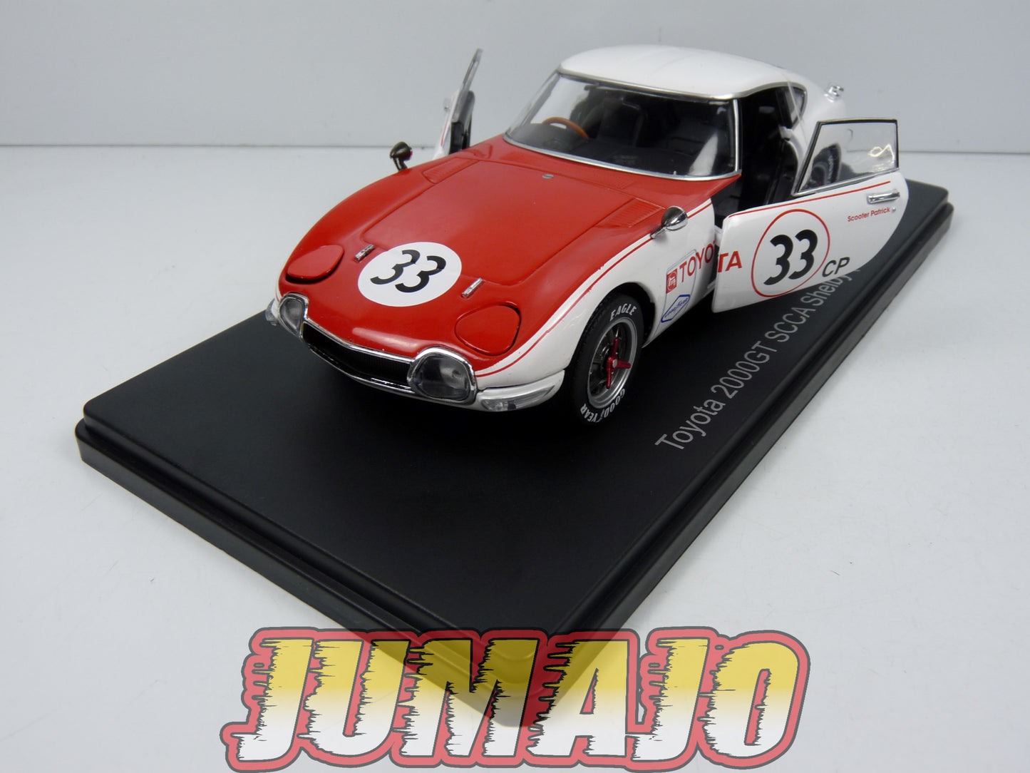 VQJ187 Voiture 1/24 Hachette Japon : TOYOTA 2000GT SCCA Shelby #33 1968
