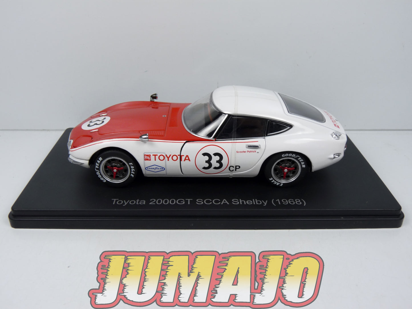 VQJ187 Voiture 1/24 Hachette Japon : TOYOTA 2000GT SCCA Shelby #33 1968