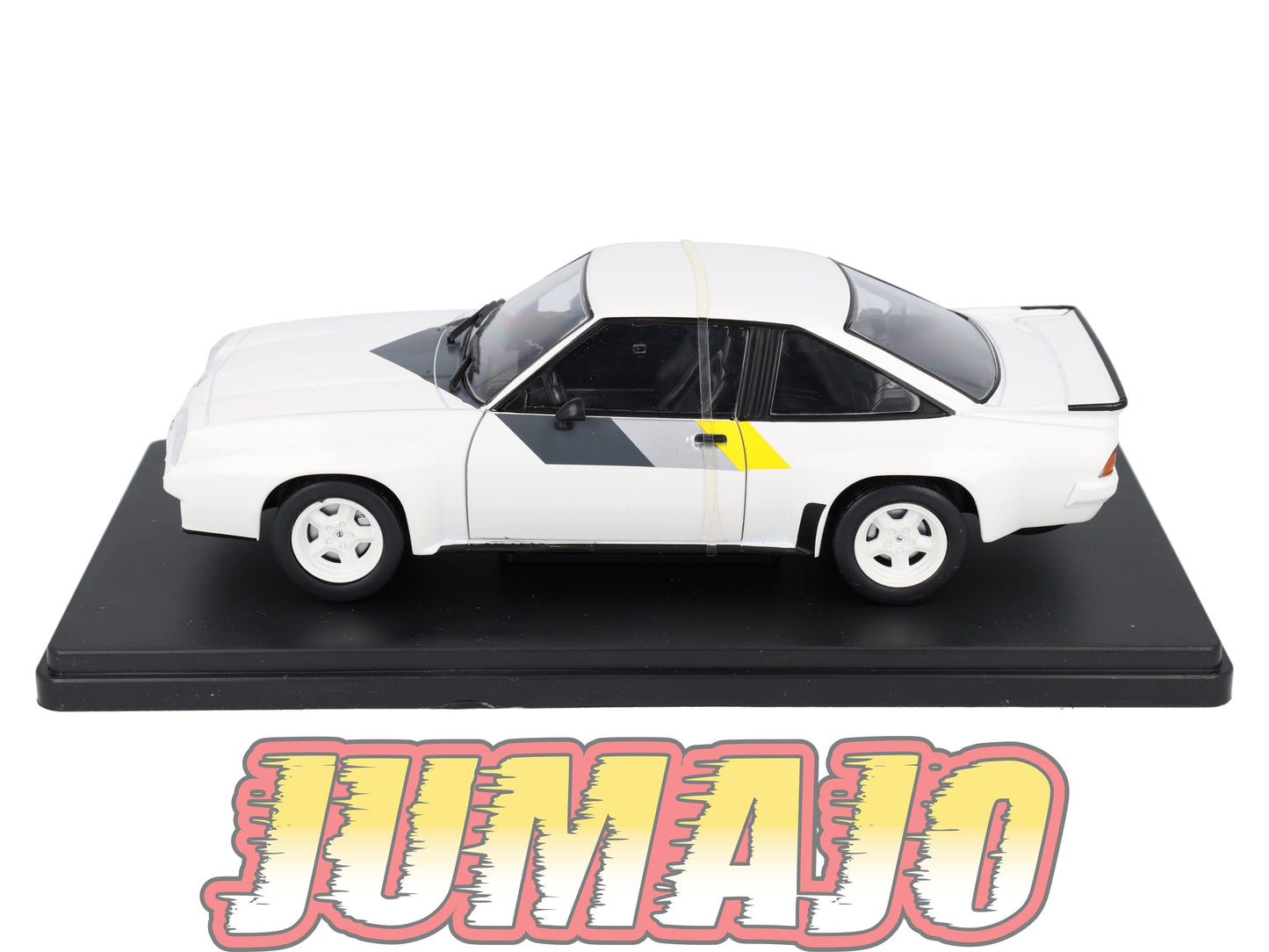 VQO3 Voiture 1/24 Hachette OPEL : Manta B 400 1981
