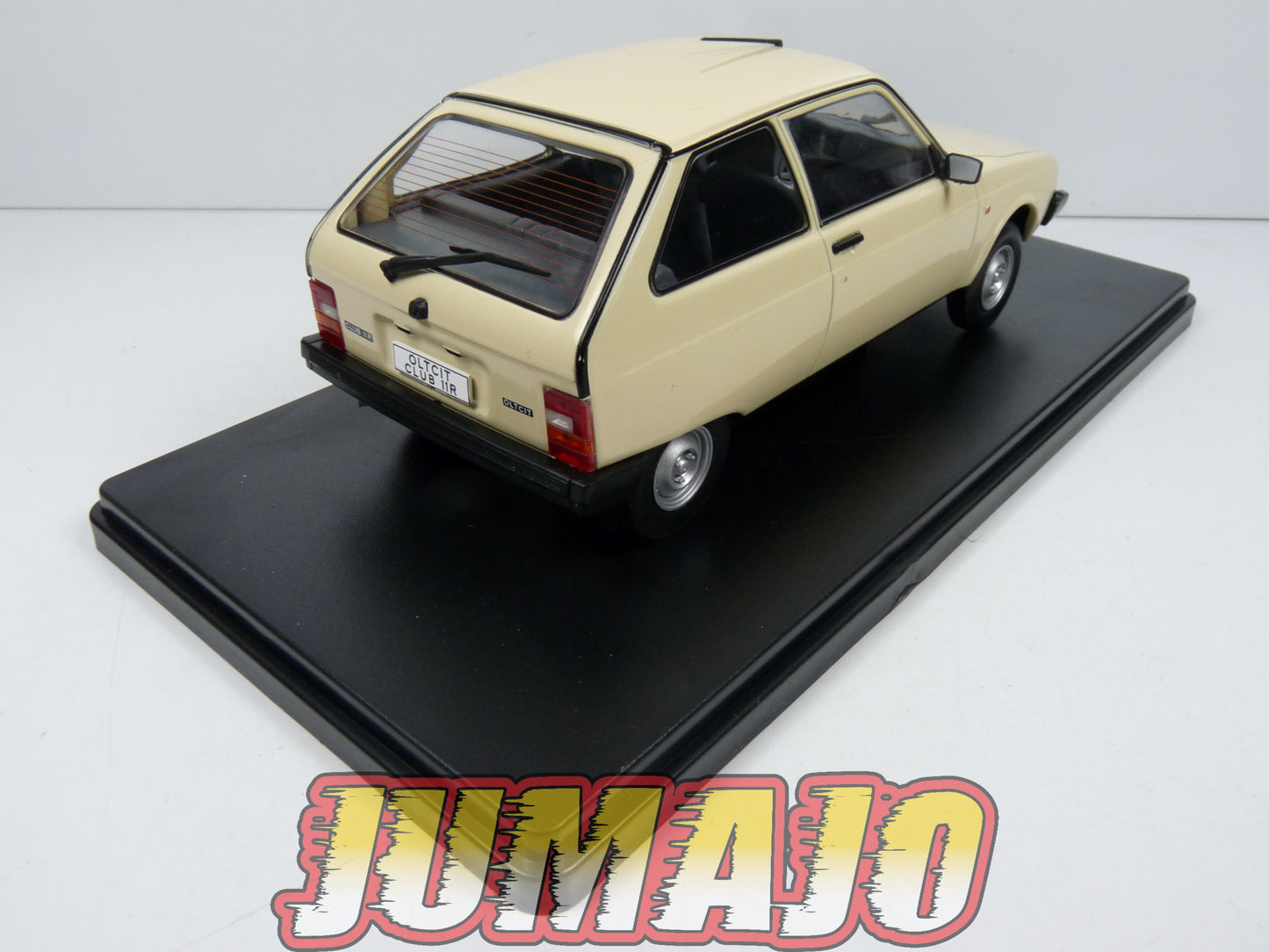 VQR13 Voiture 1/24 Hachette Roumanie : OlcitClub 11R 1982