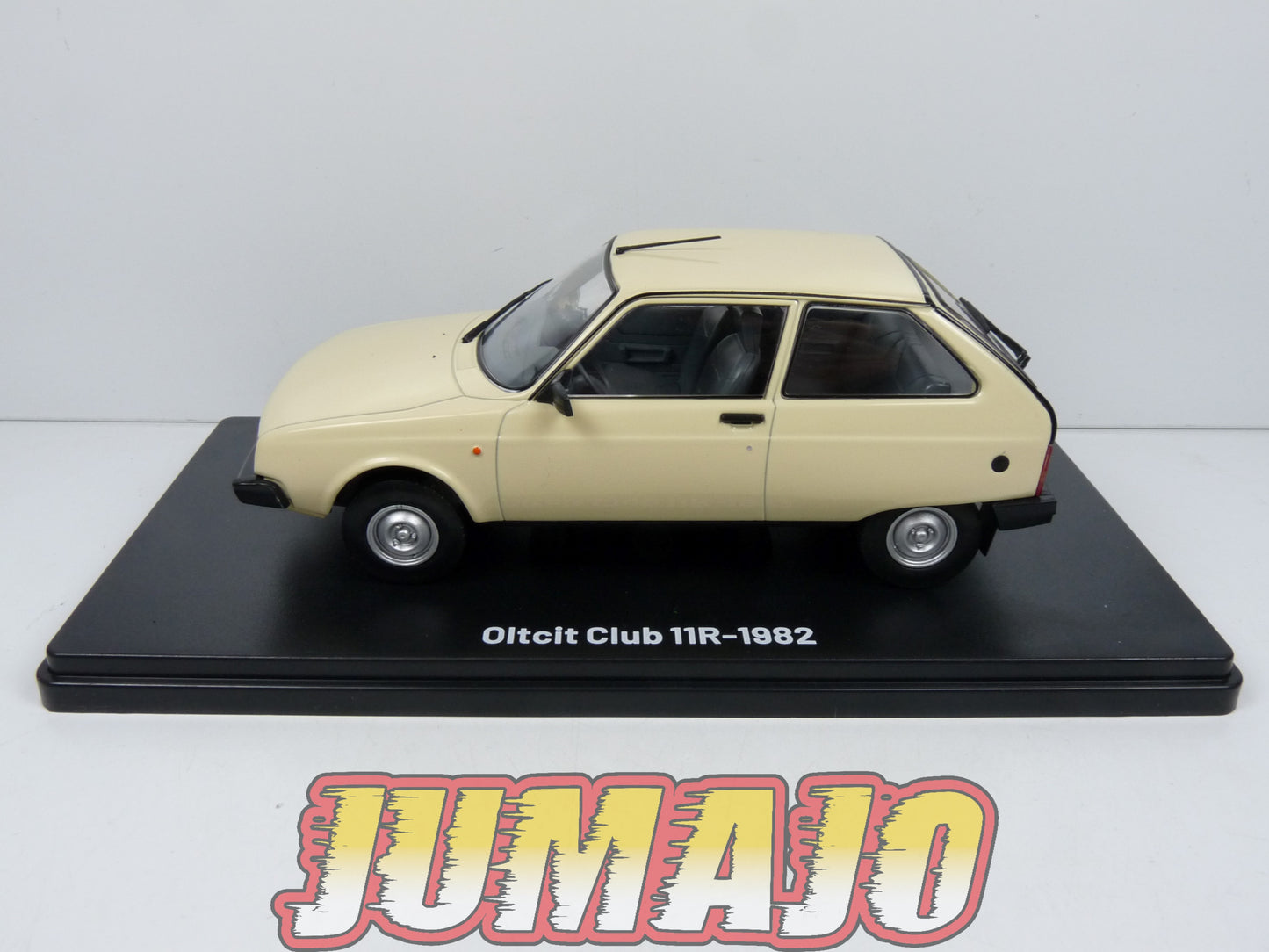 VQR13 Voiture 1/24 Hachette Roumanie : OlcitClub 11R 1982