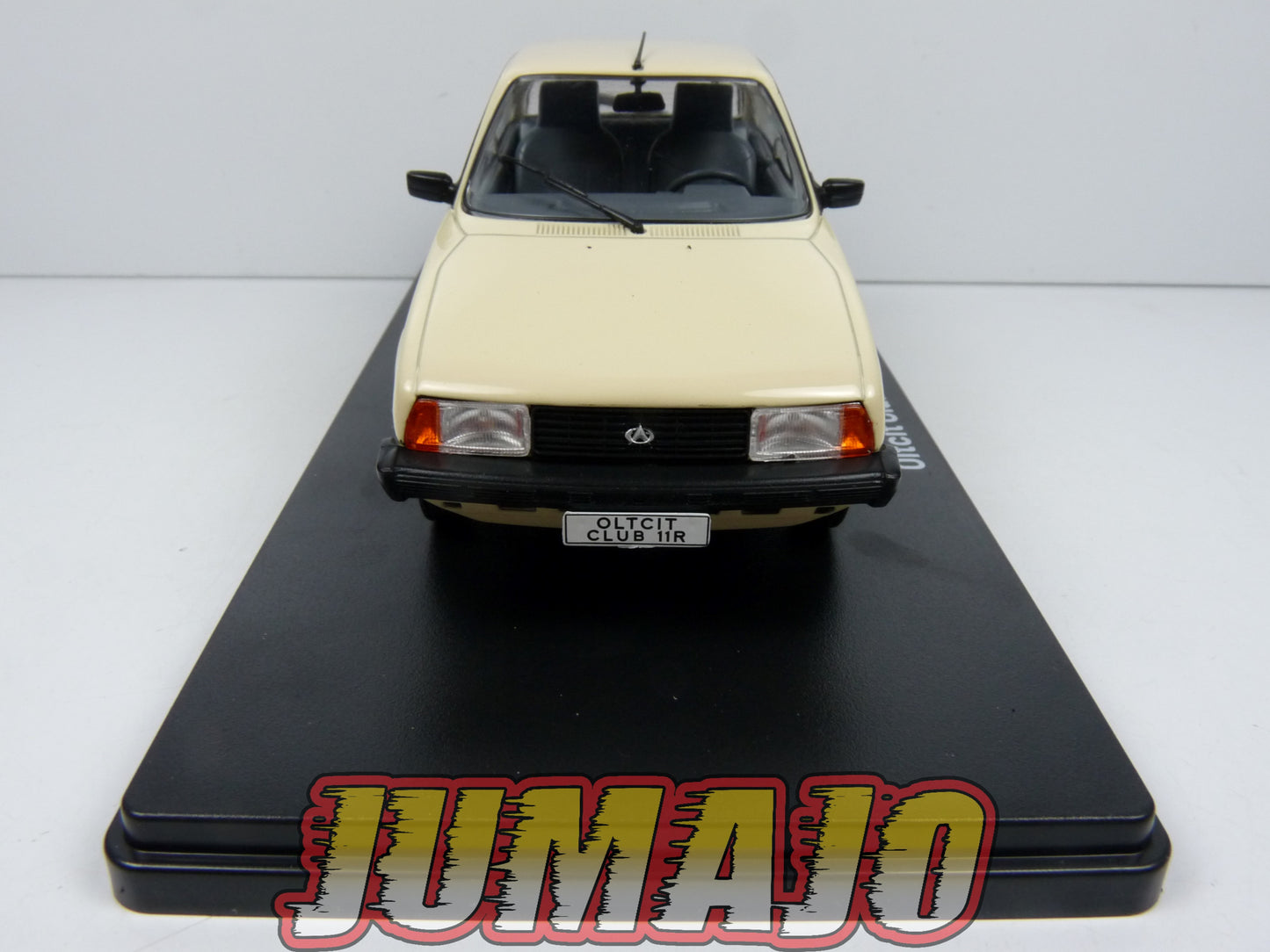 VQR13 Voiture 1/24 Hachette Roumanie : OlcitClub 11R 1982