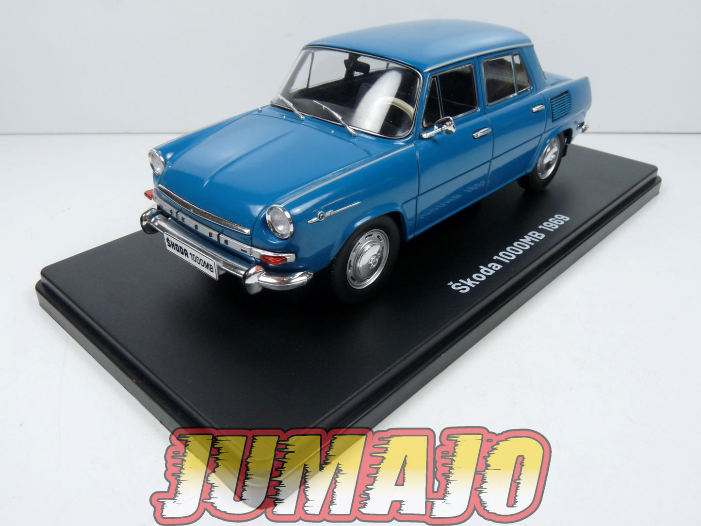 VQR16 Voiture 1/24 Hachette Roumanie : SKODA 1000MB 1969